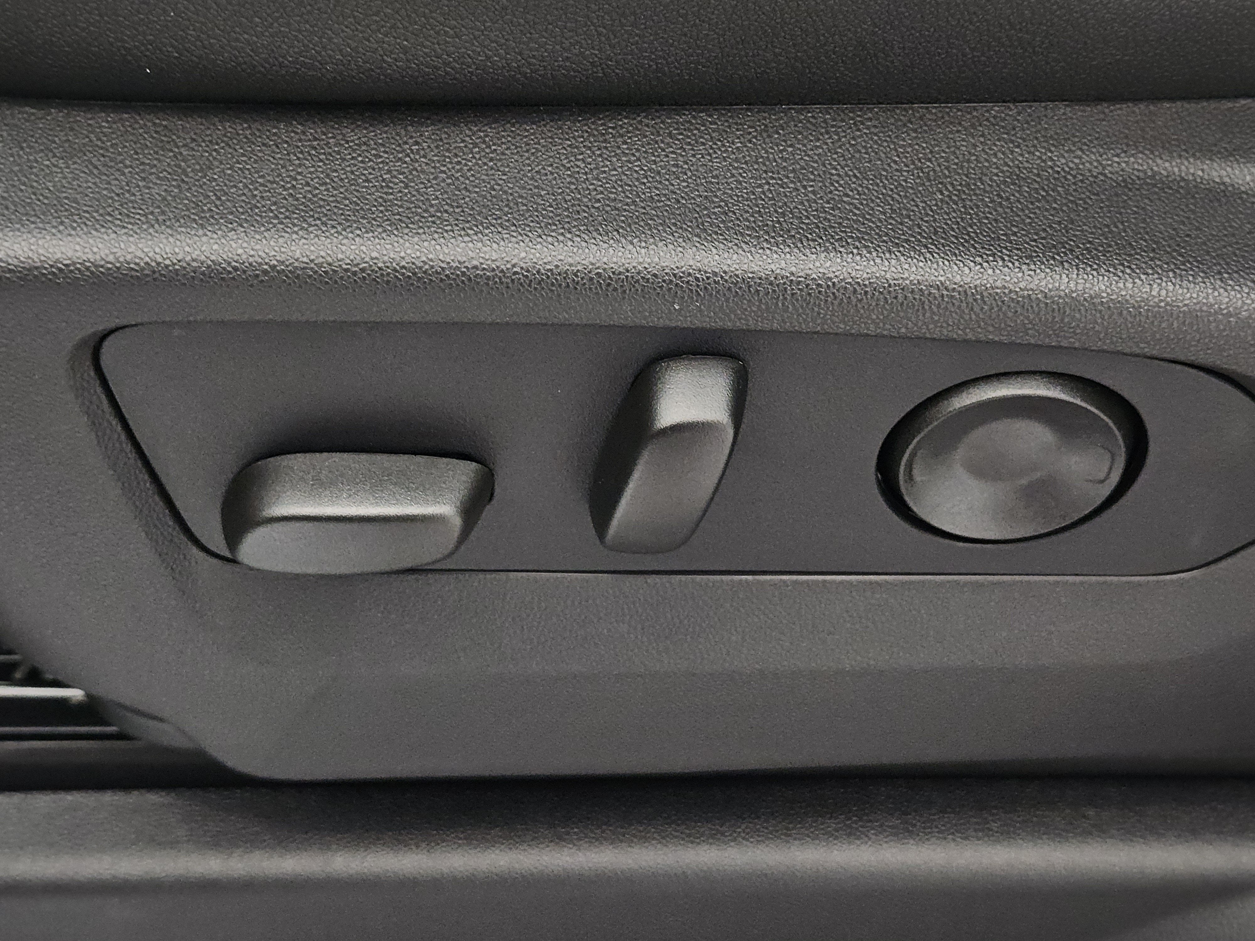 2026 Chevrolet Tahoe LT - Photo 21