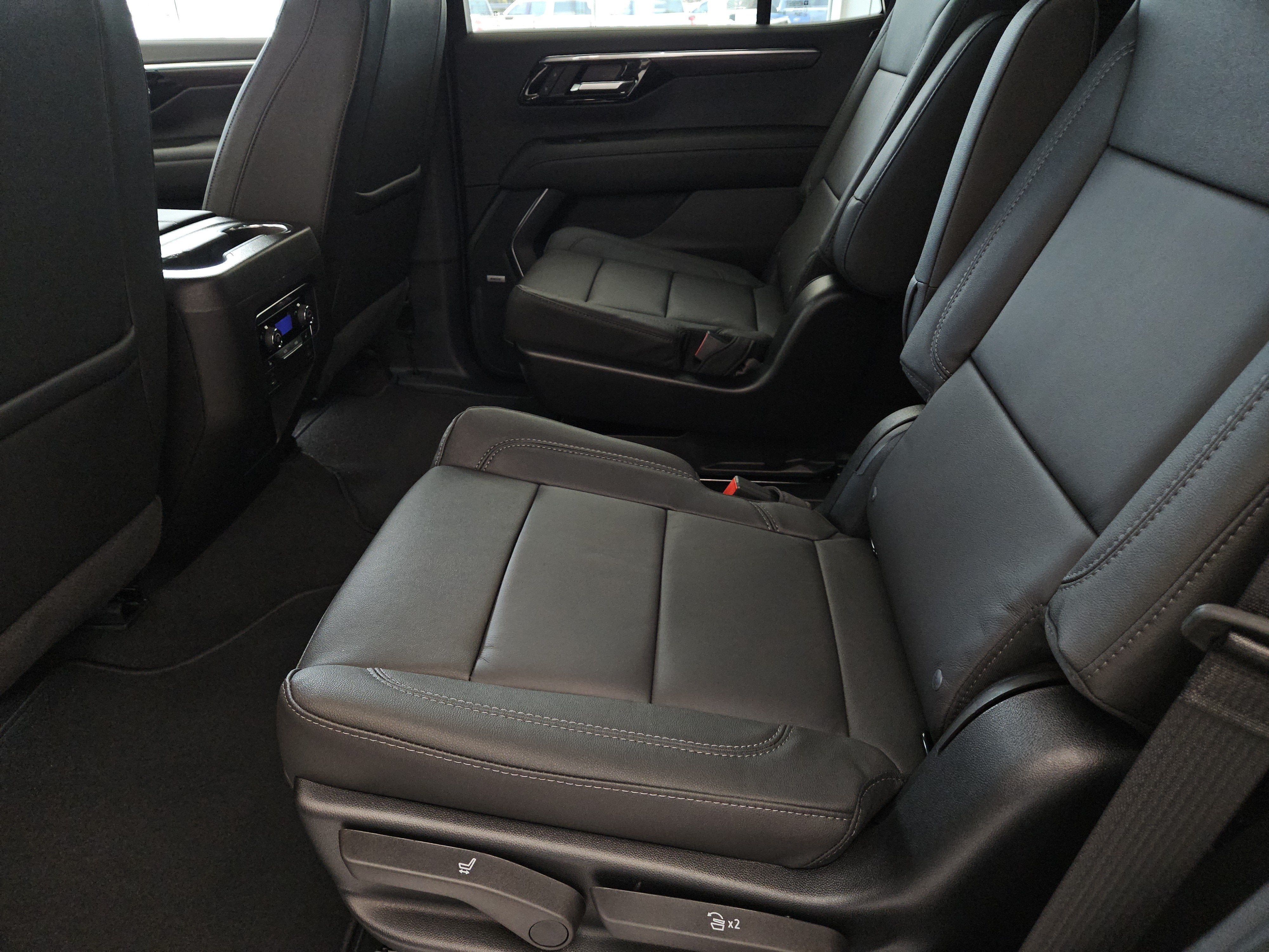 2026 Chevrolet Tahoe LT - Photo 22