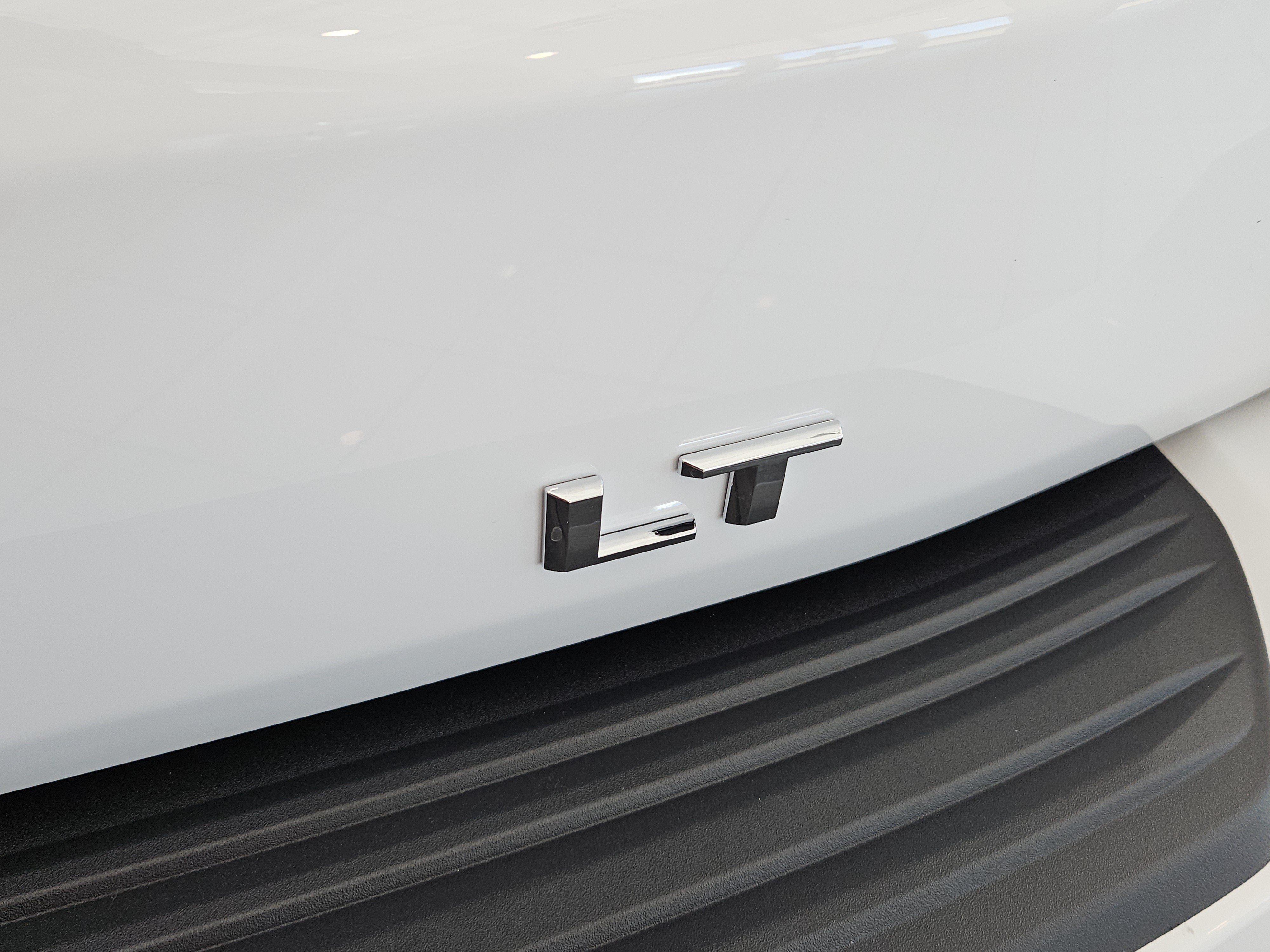 2026 Chevrolet Tahoe LT - Photo 6