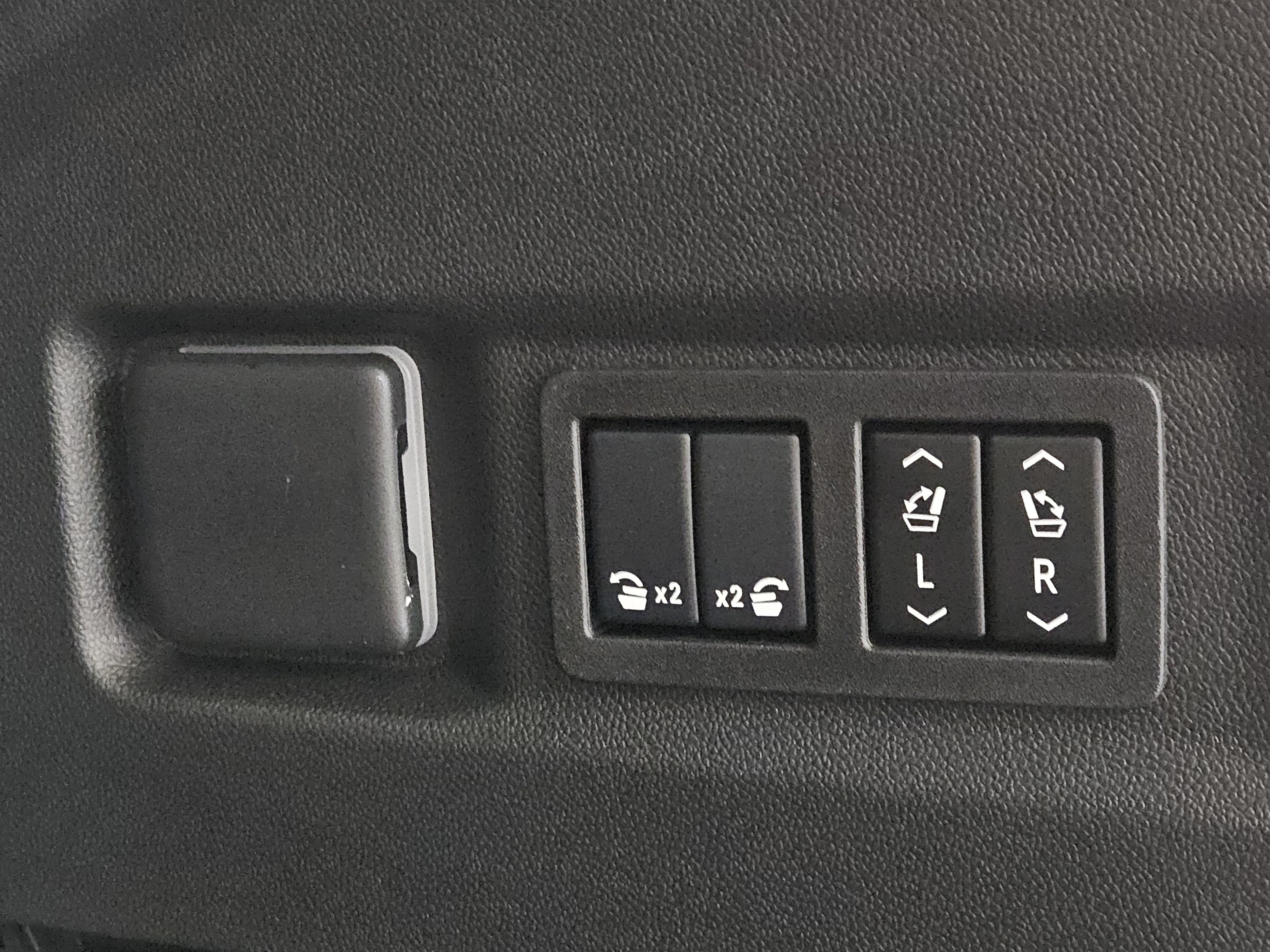 2026 Chevrolet Tahoe LT - Photo 9