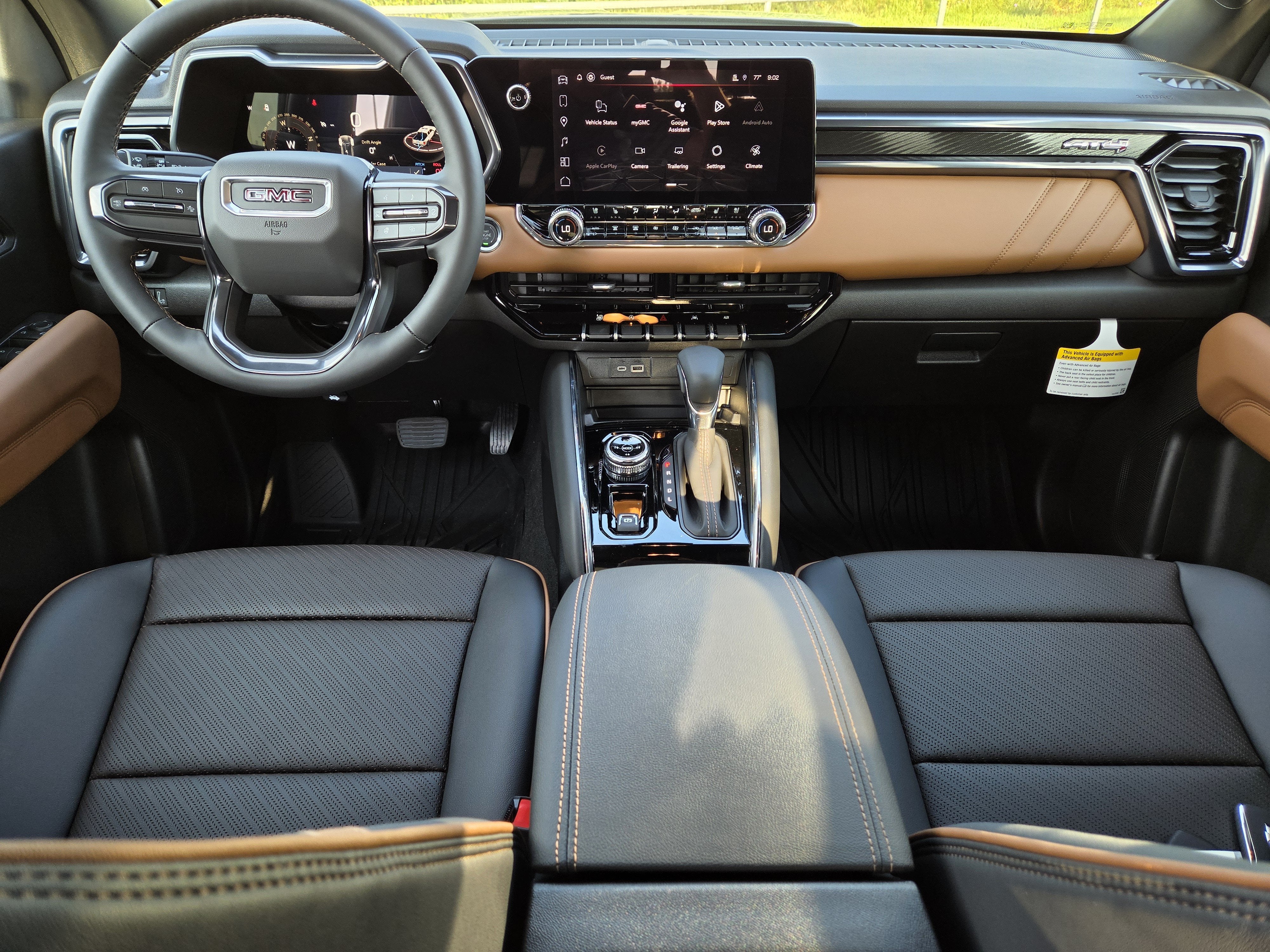 2026 GMC Canyon AT4 - Photo 9
