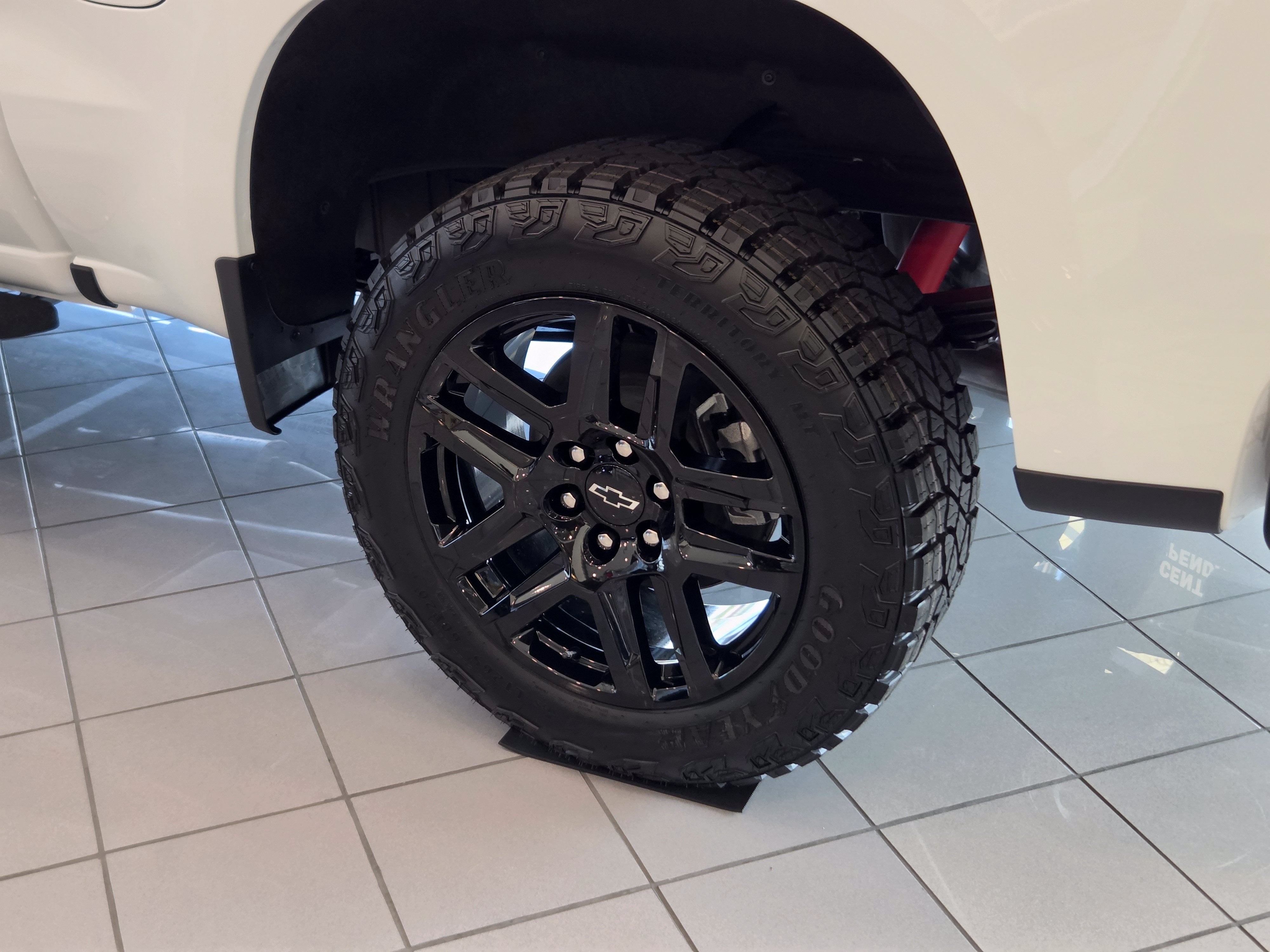 2026 Chevrolet Silverado 1500 LT Trail Boss - Photo 8