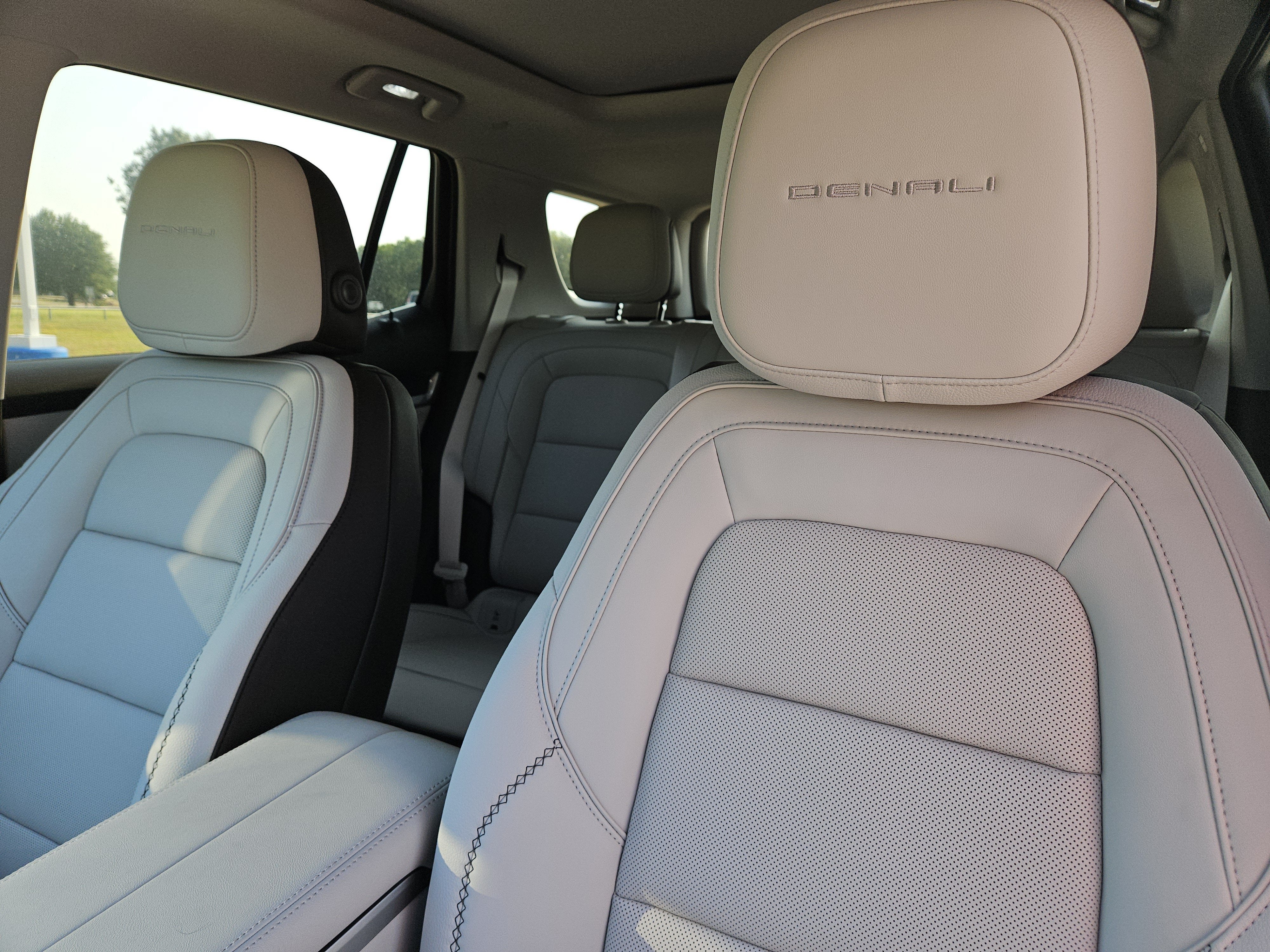 2026 GMC Terrain Denali - Photo 25