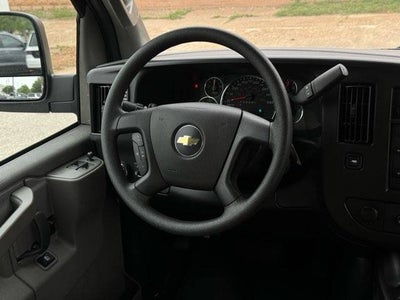 2025 Chevrolet Express Passenger LT