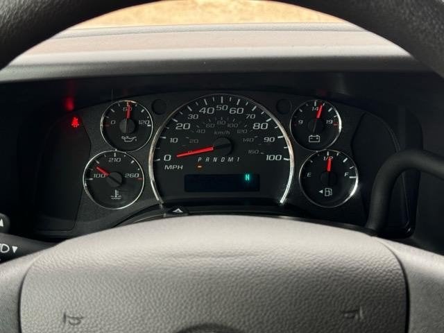 2025 Chevrolet Express Passenger LT