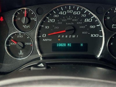 2025 Chevrolet Express Passenger LT