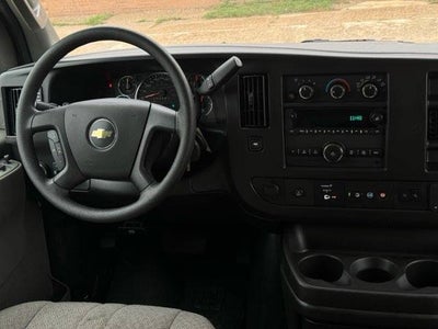 2025 Chevrolet Express Passenger LT