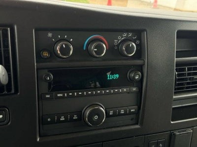 2025 Chevrolet Express Passenger LT