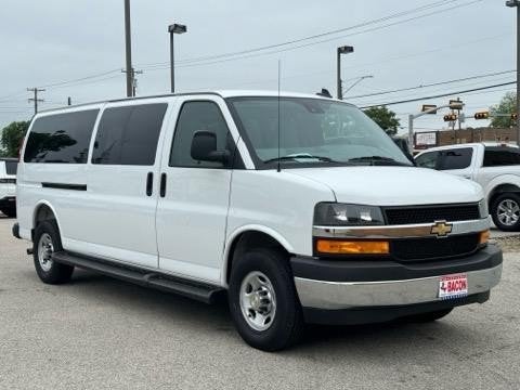 2025 Chevrolet Express Passenger LT