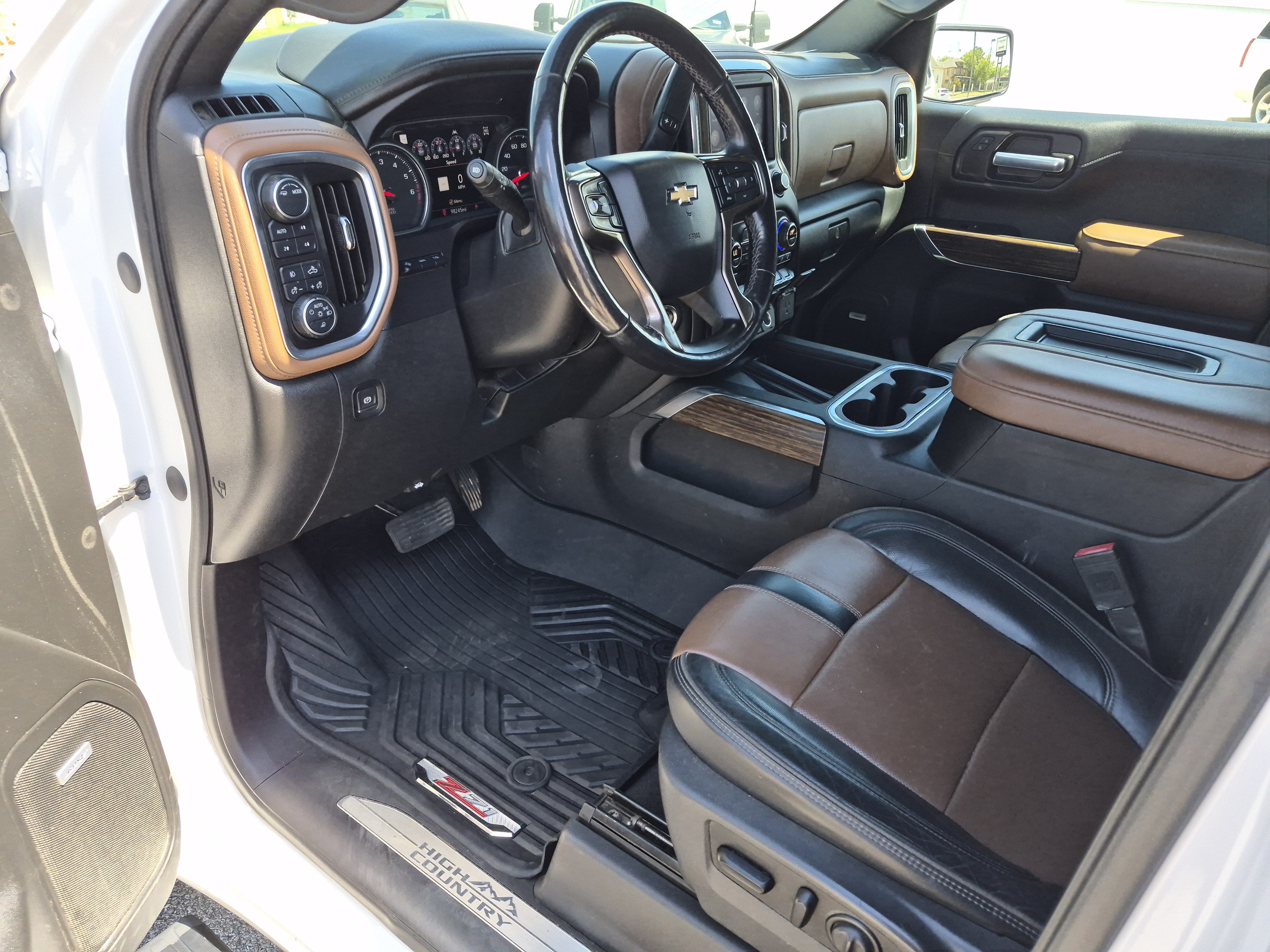 2020 Chevrolet Silverado 1500 High Country - Photo 11