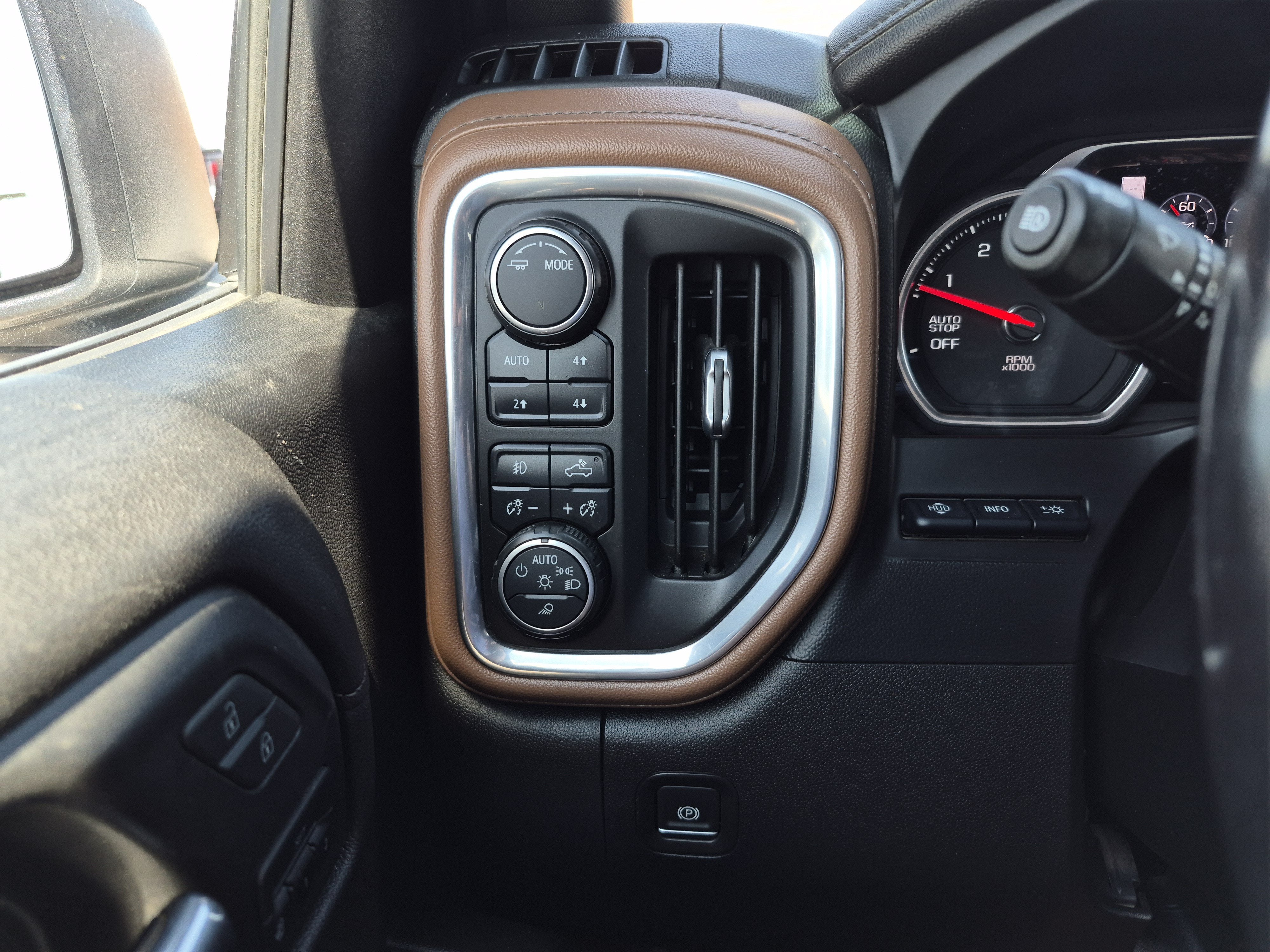 2020 Chevrolet Silverado 1500 High Country - Photo 20