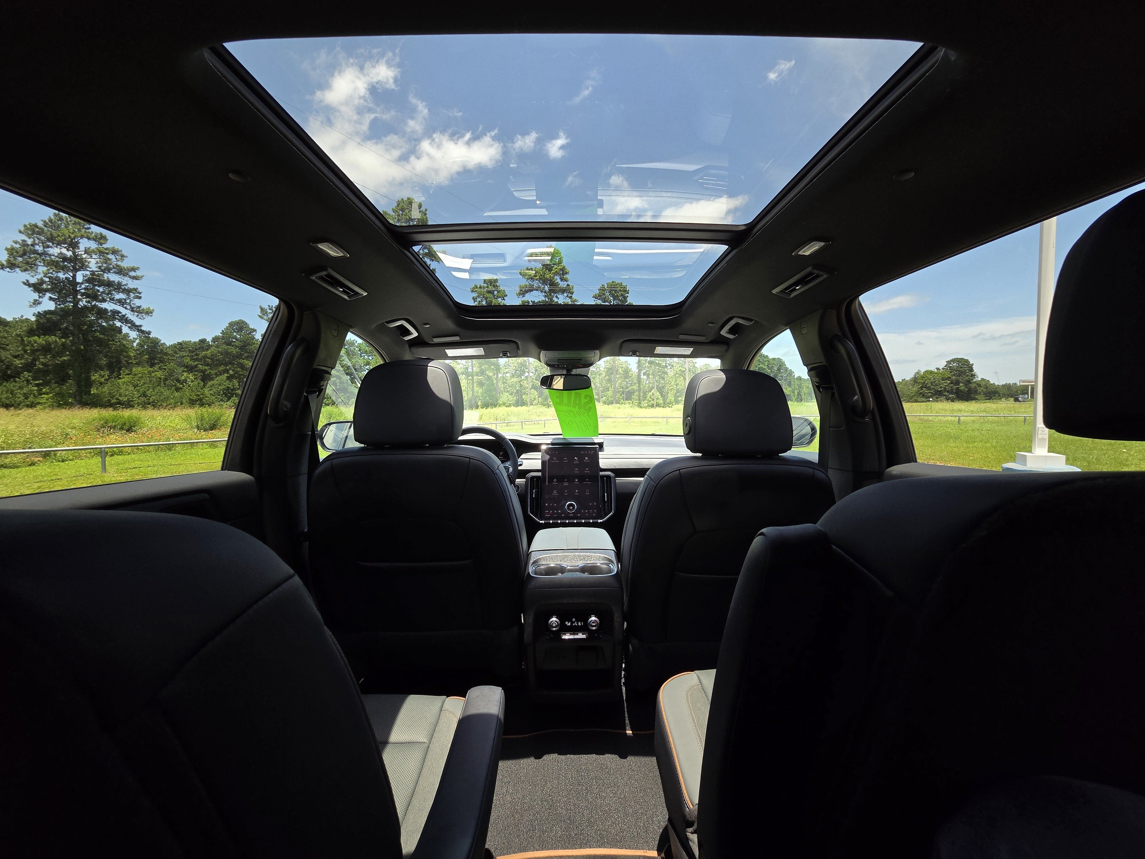 2024 GMC Acadia AWD AT4