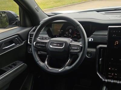 2025 GMC Acadia AWD AT4