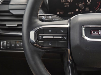 2025 GMC Acadia AWD AT4