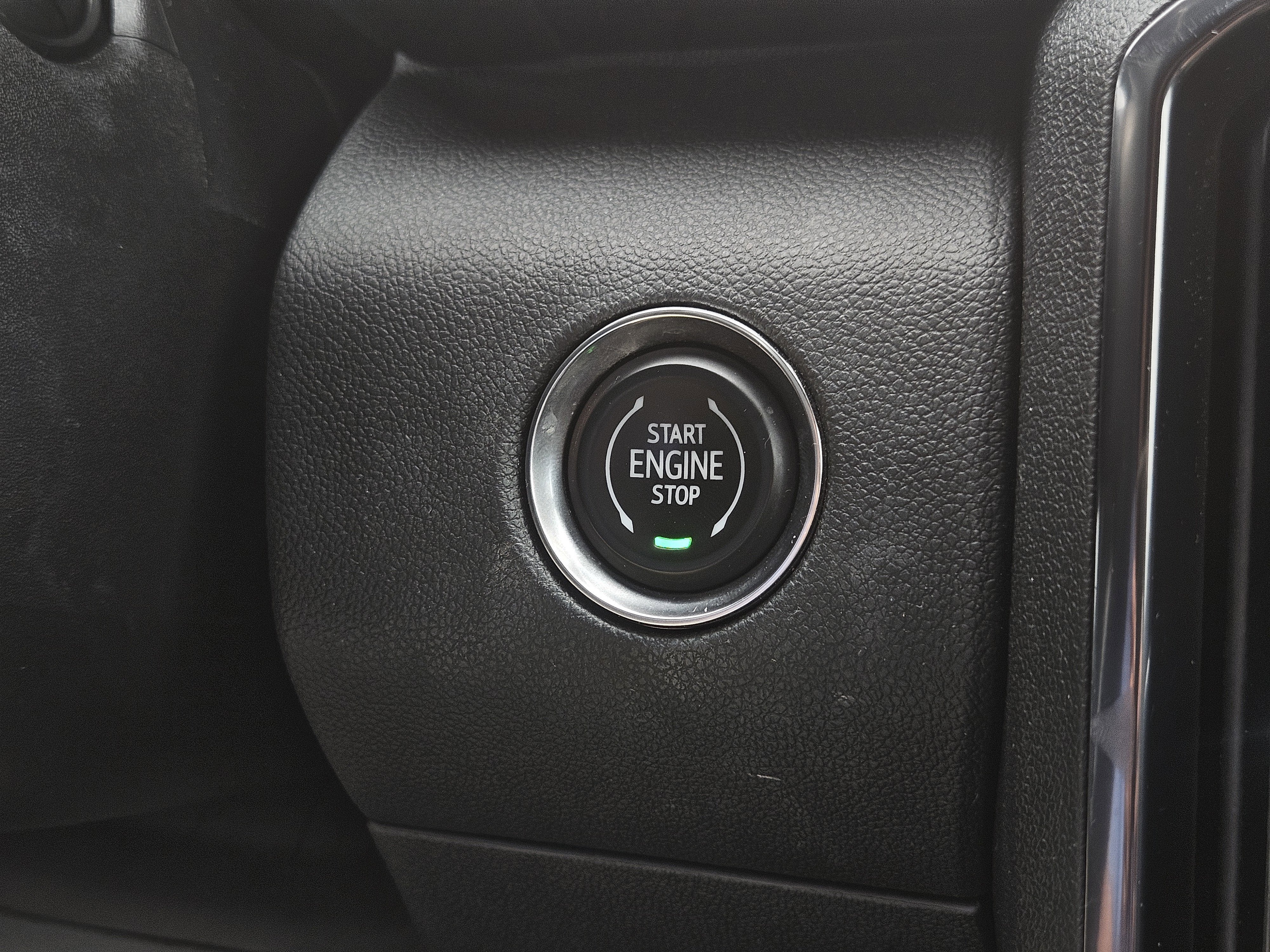 2025 GMC Acadia AWD AT4