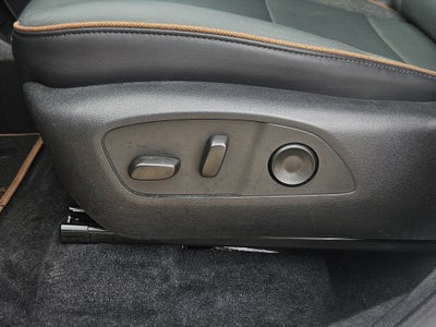 2025 GMC Acadia AWD AT4