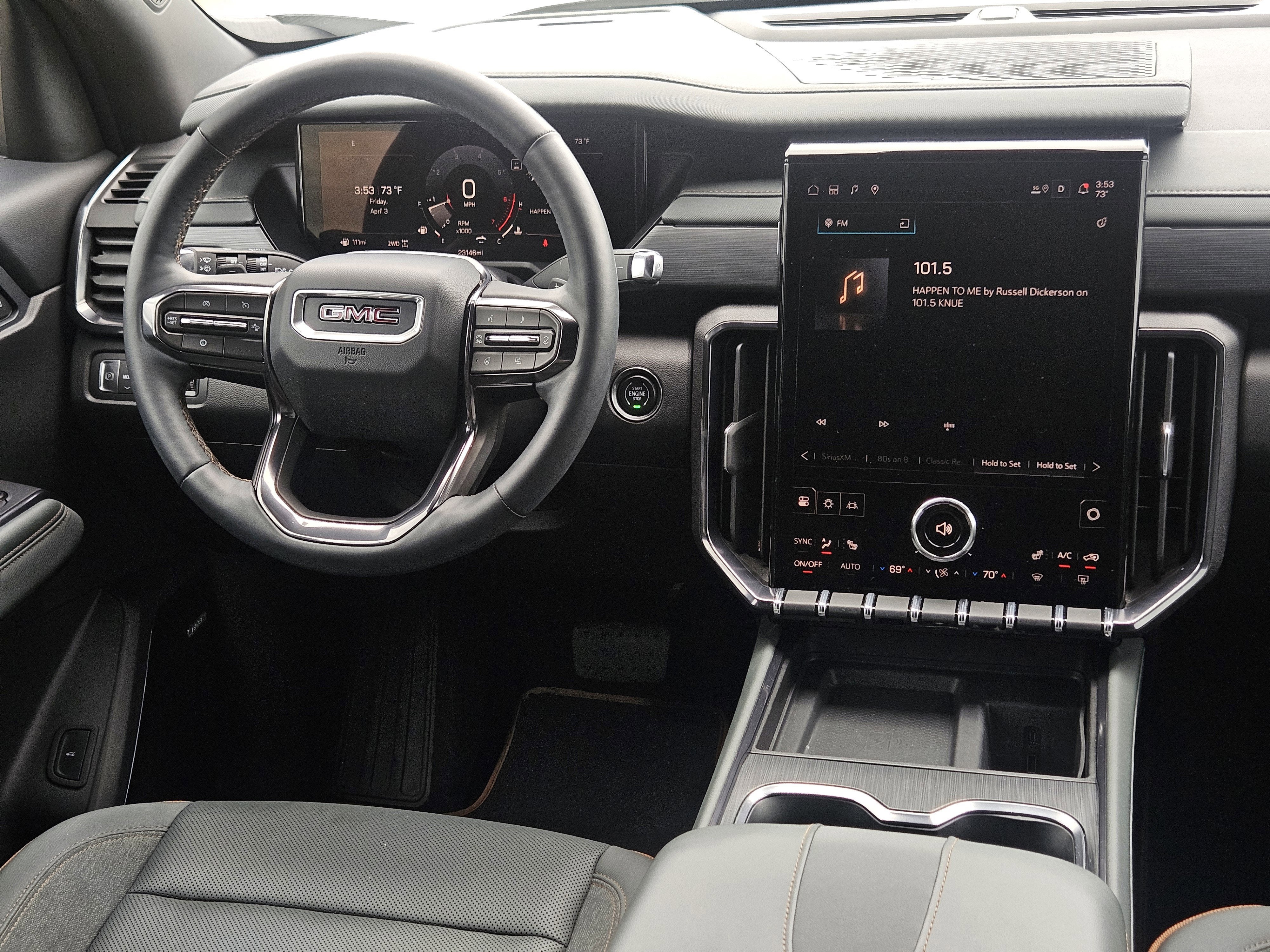 2025 GMC Acadia AWD AT4