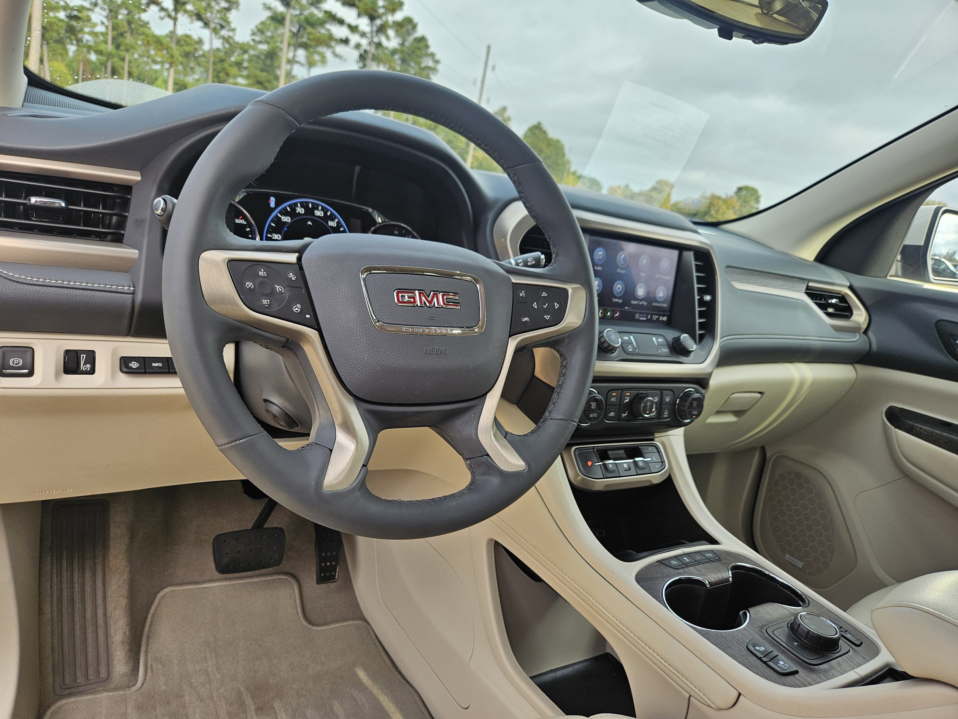 2023 GMC Acadia Denali