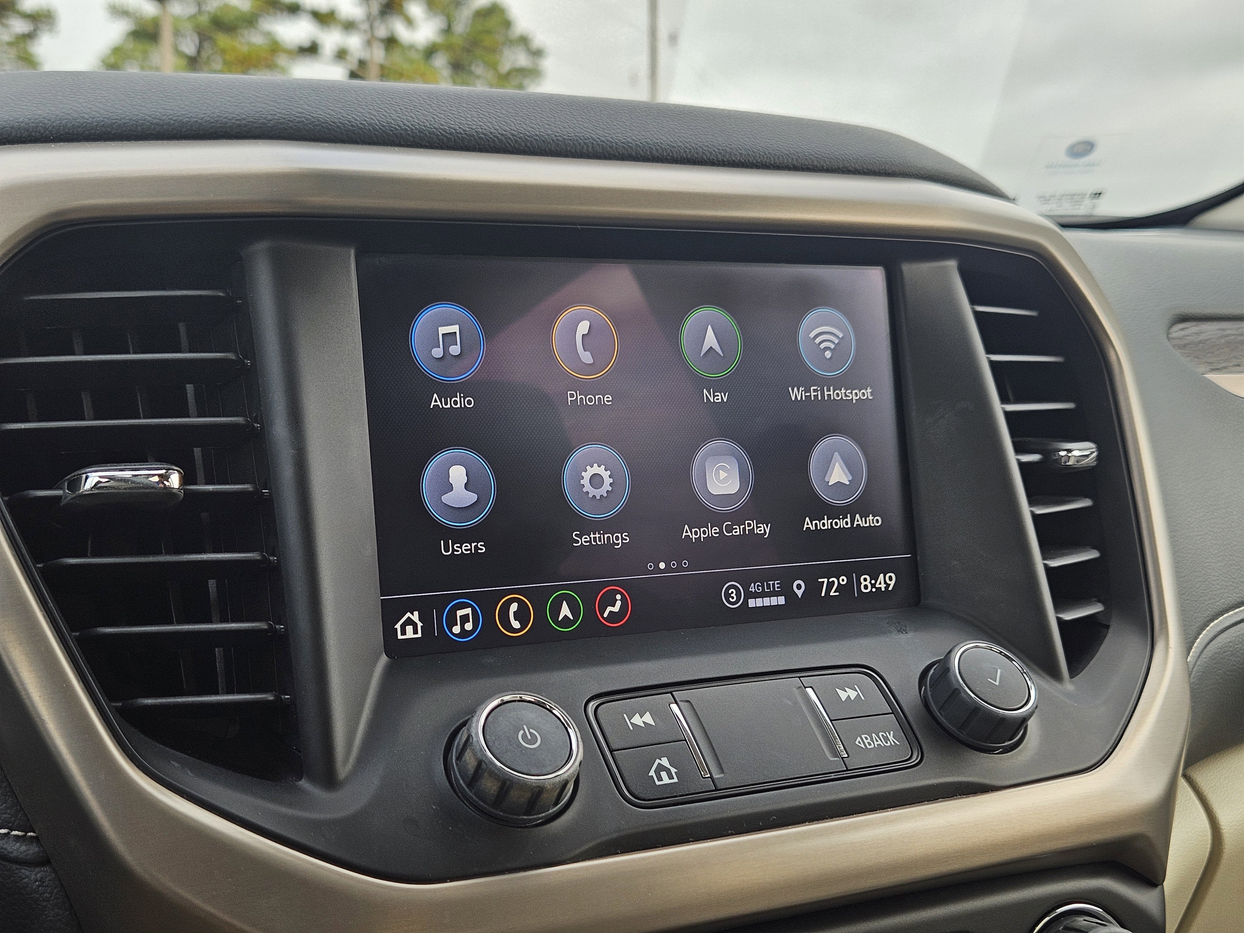 2023 GMC Acadia Denali