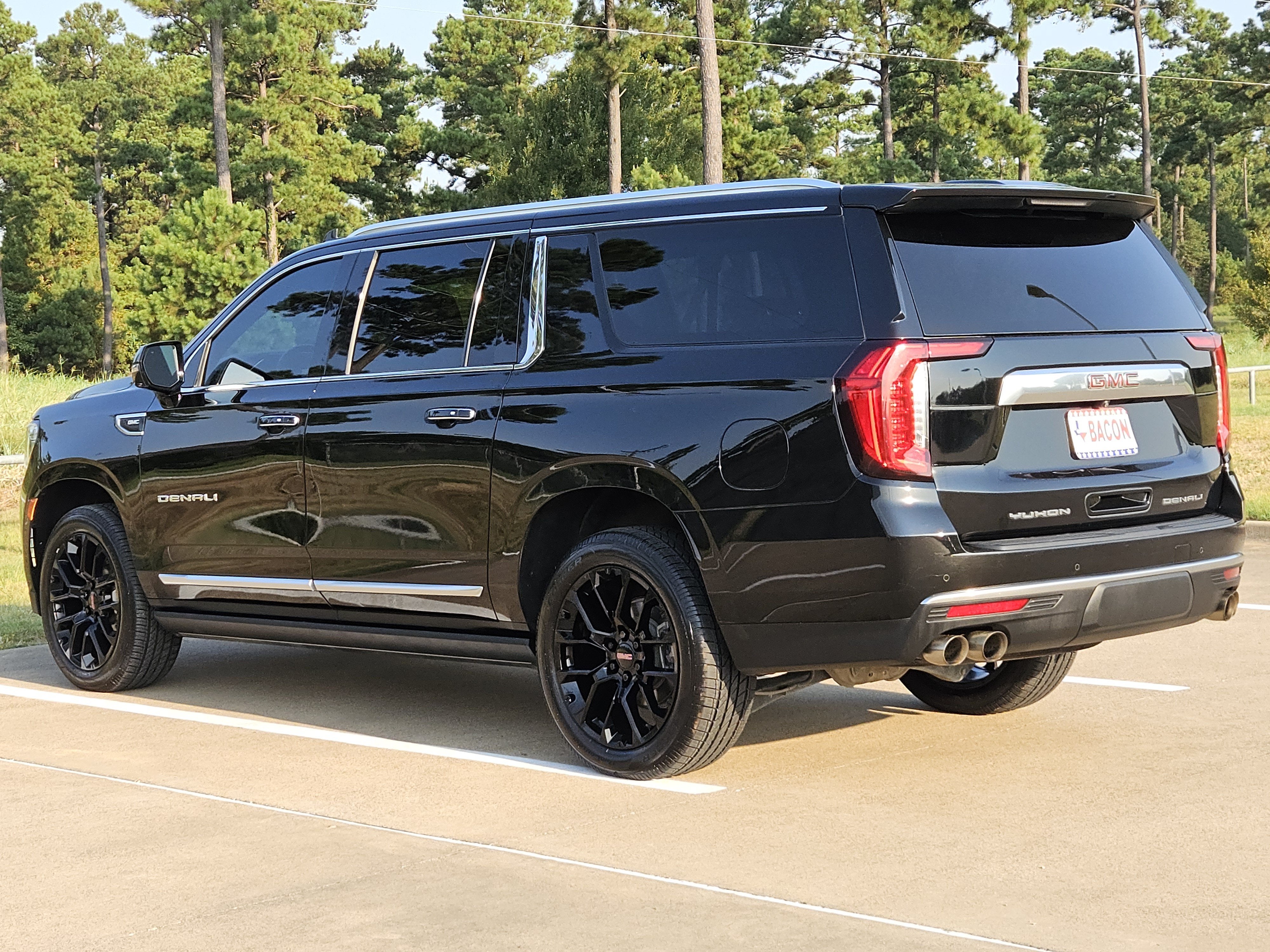 2023 GMC Yukon XL Denali