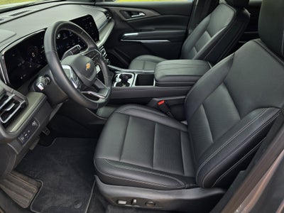 2025 Chevrolet Traverse FWD LT