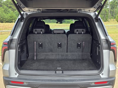 2025 Chevrolet Traverse FWD LT