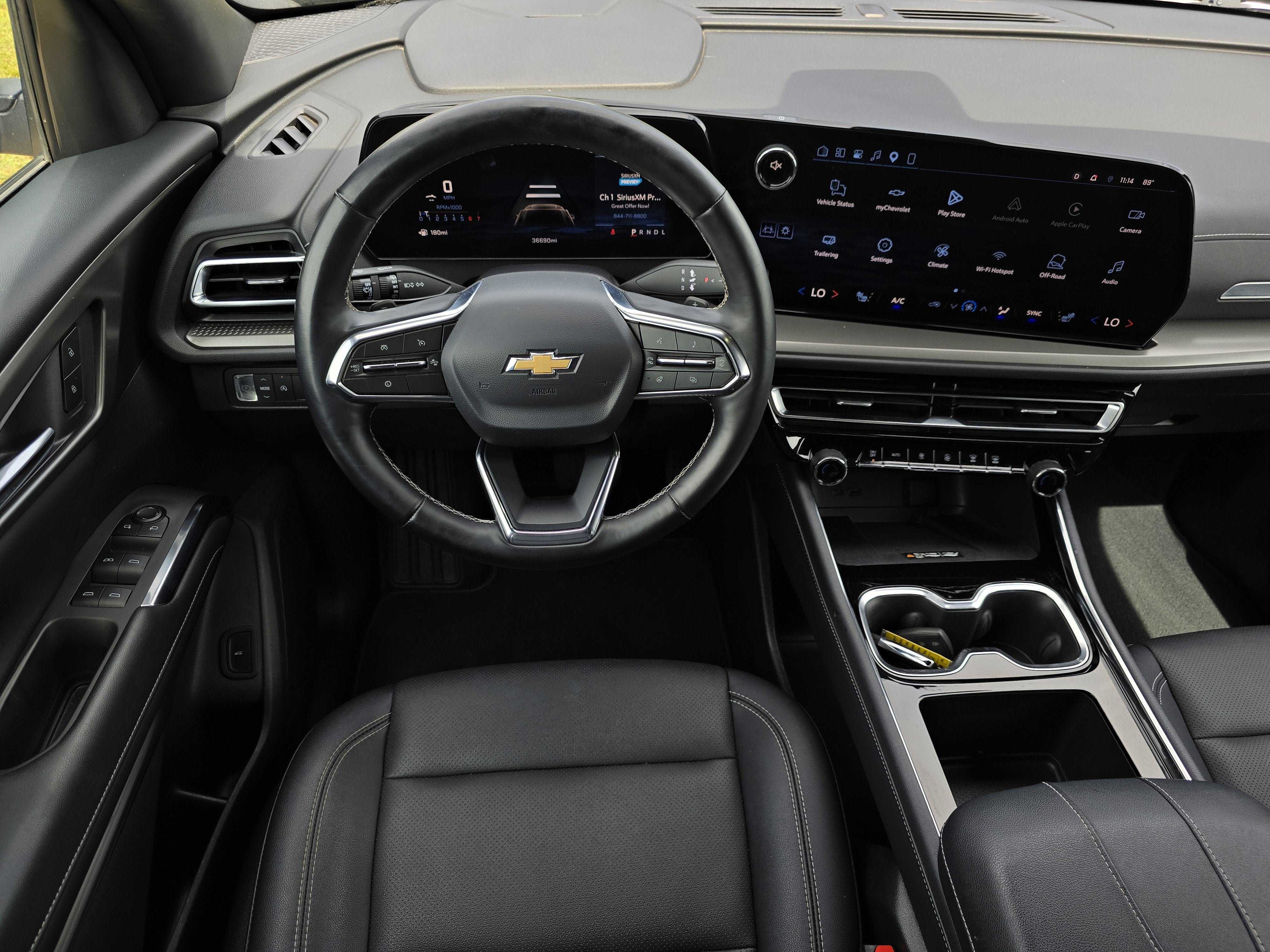 2025 Chevrolet Traverse FWD LT