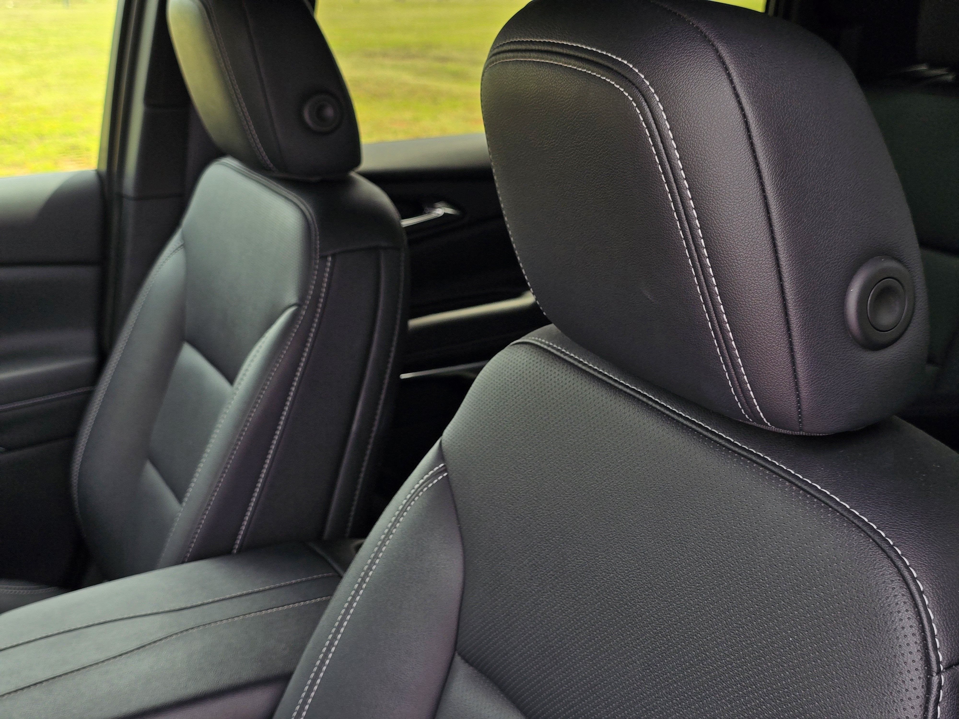 2025 Chevrolet Traverse FWD LT