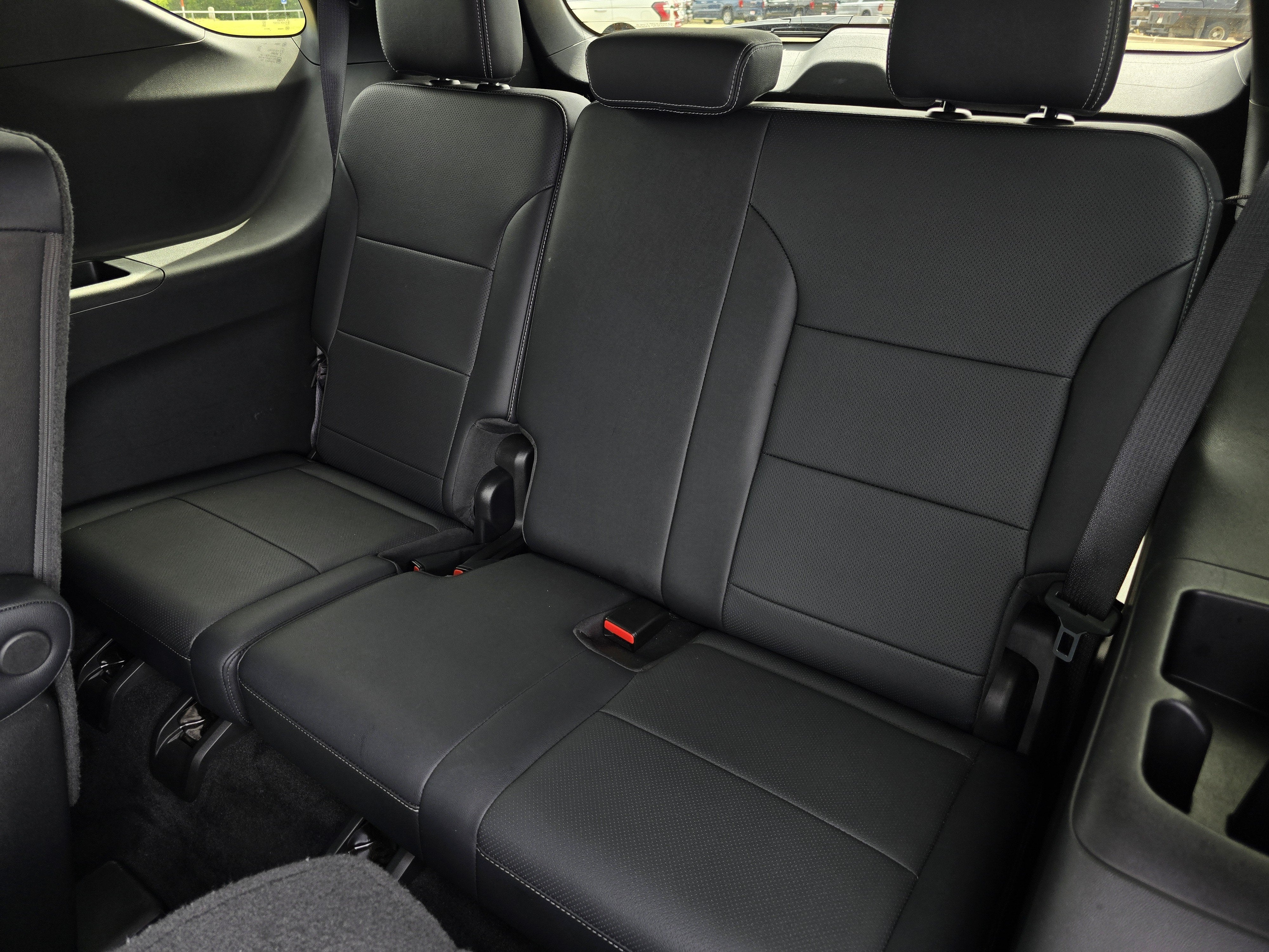 2025 Chevrolet Traverse FWD LT