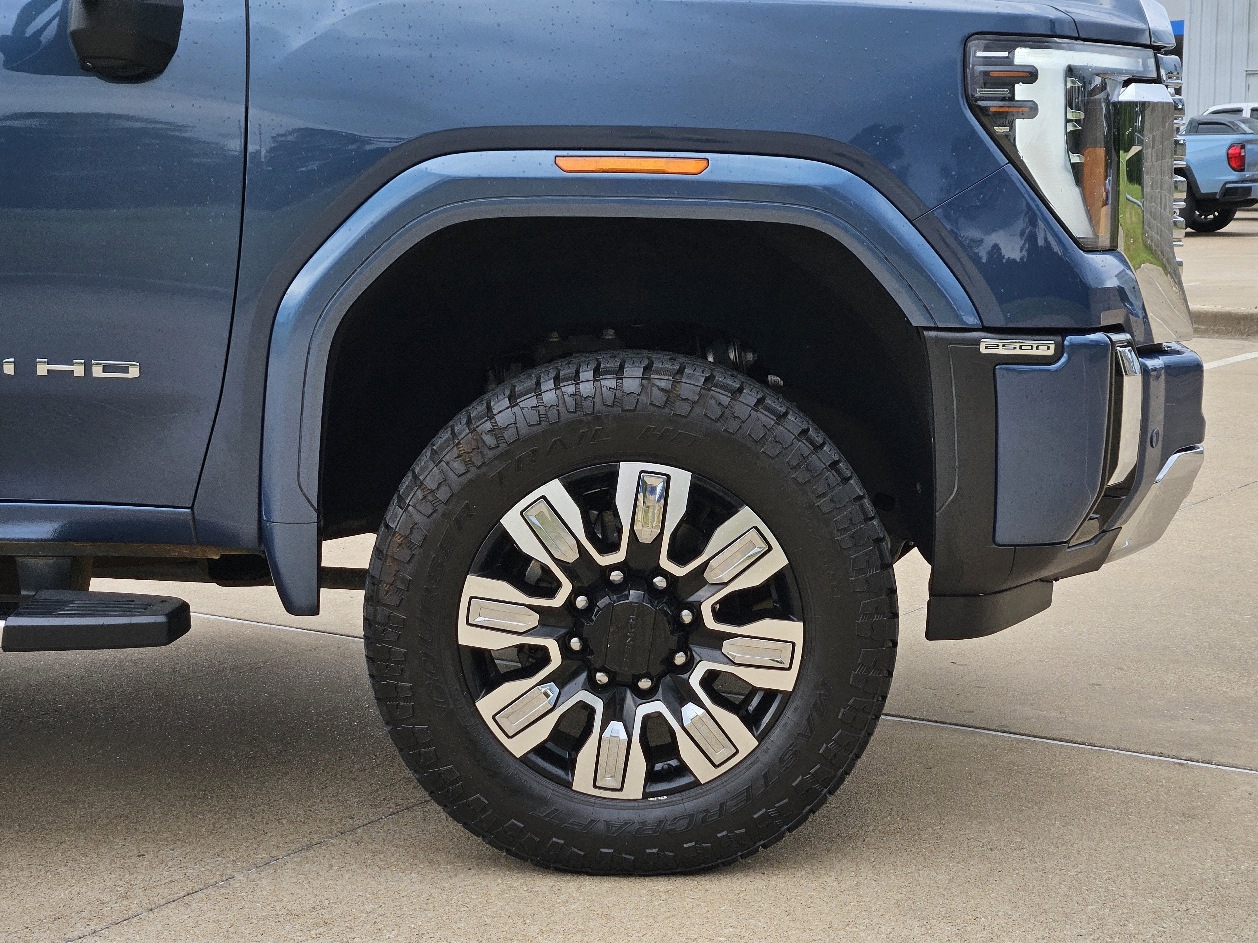 2024 GMC Sierra 2500HD Denali