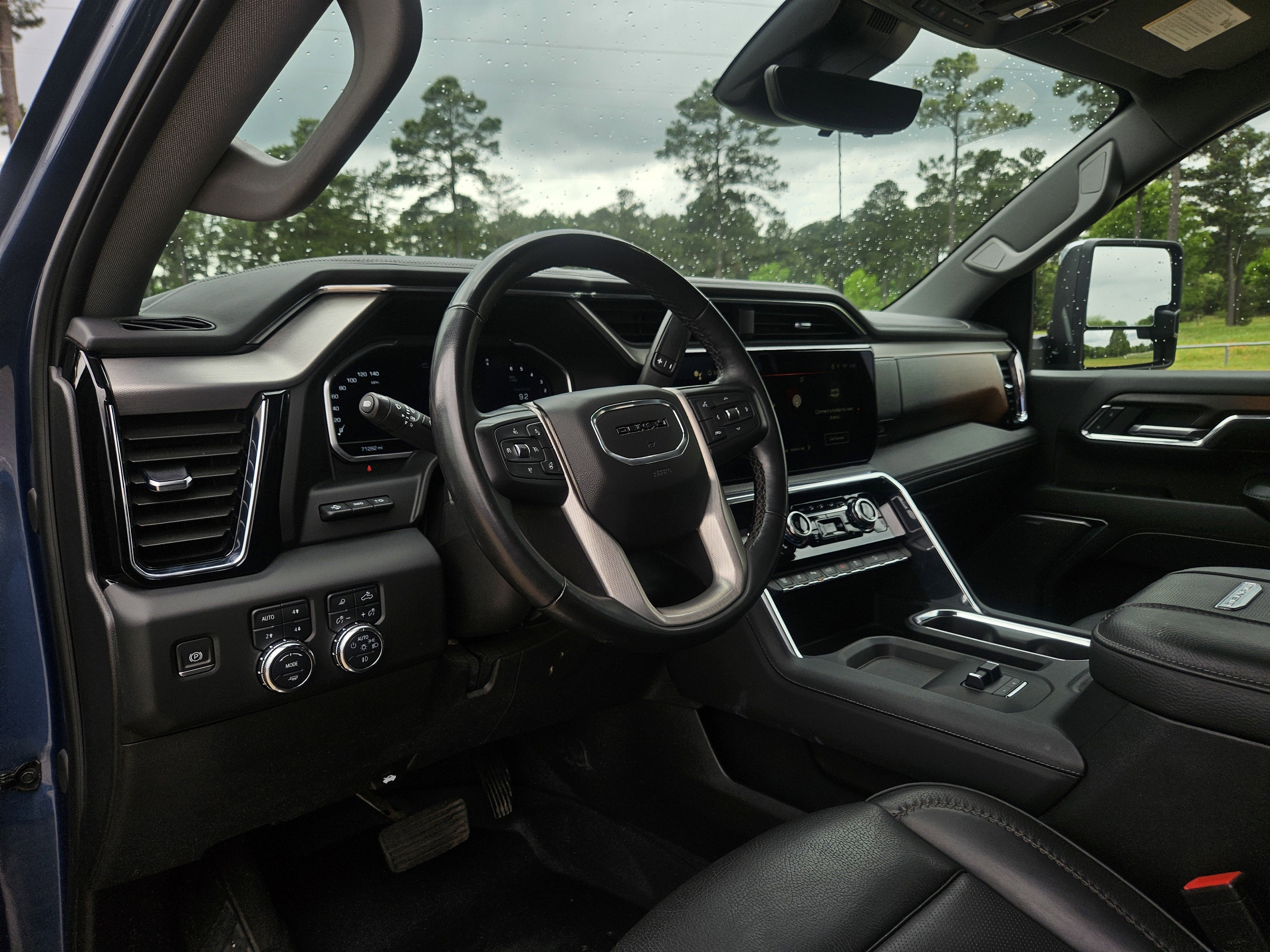 2024 GMC Sierra 2500HD Denali
