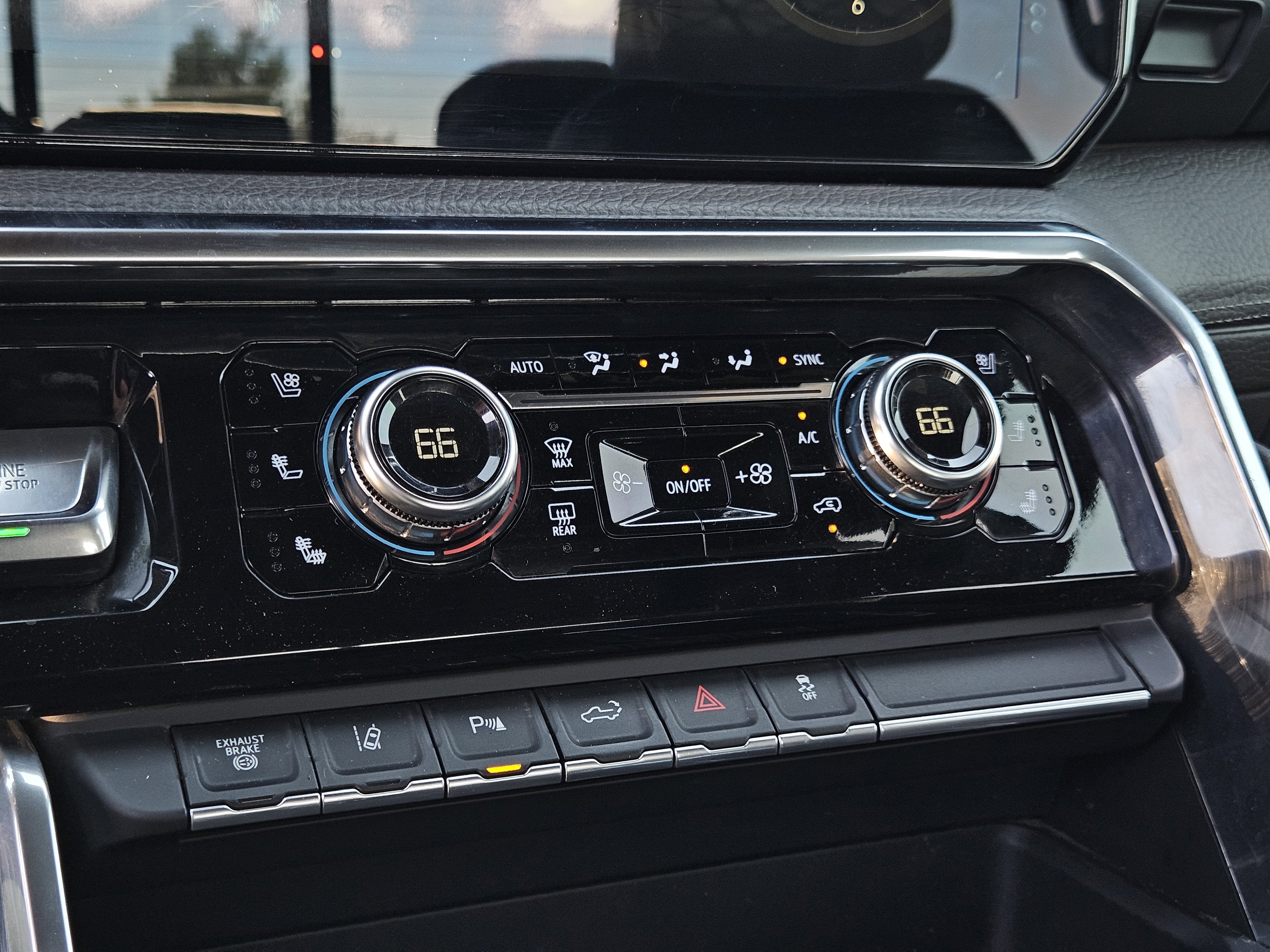 2024 GMC Sierra 3500HD Denali