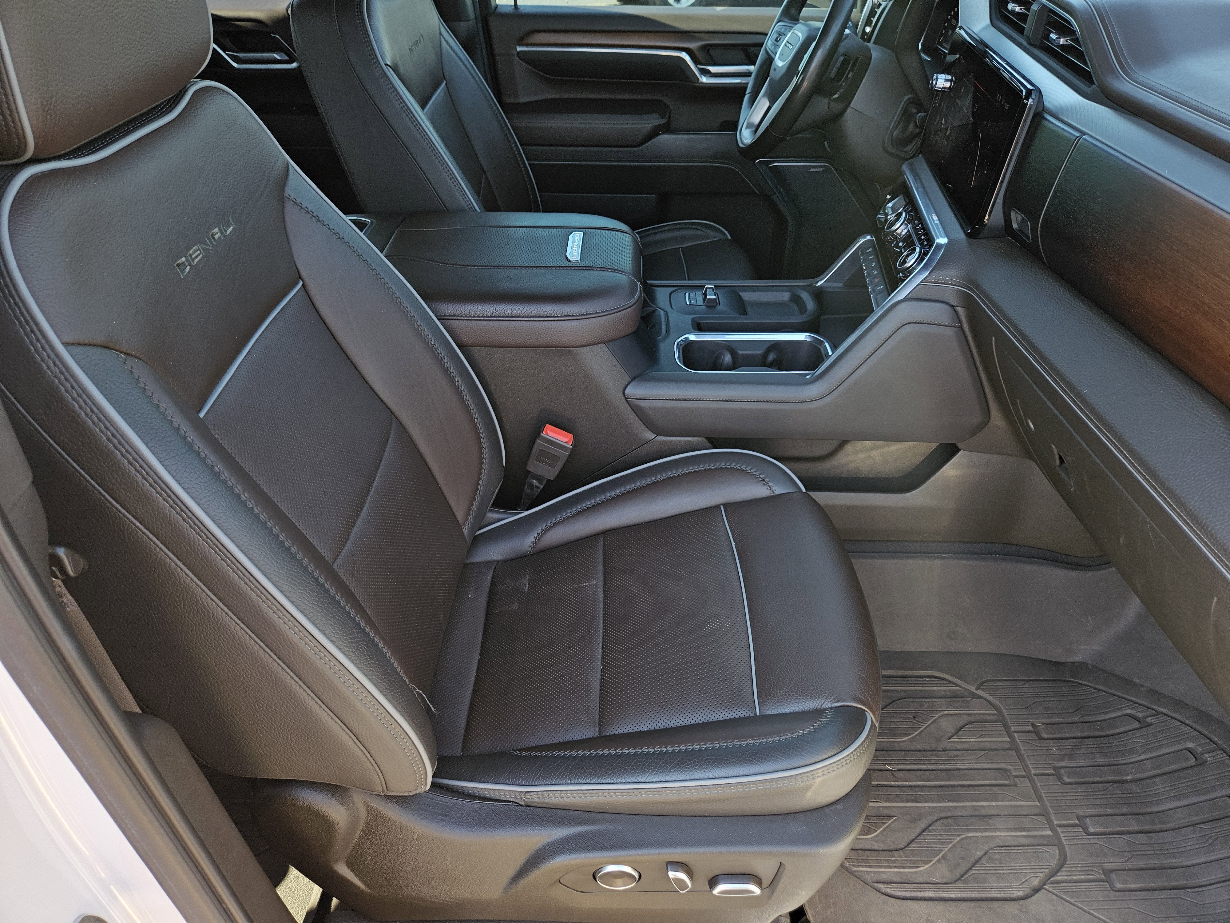 2024 GMC Sierra 3500HD Denali