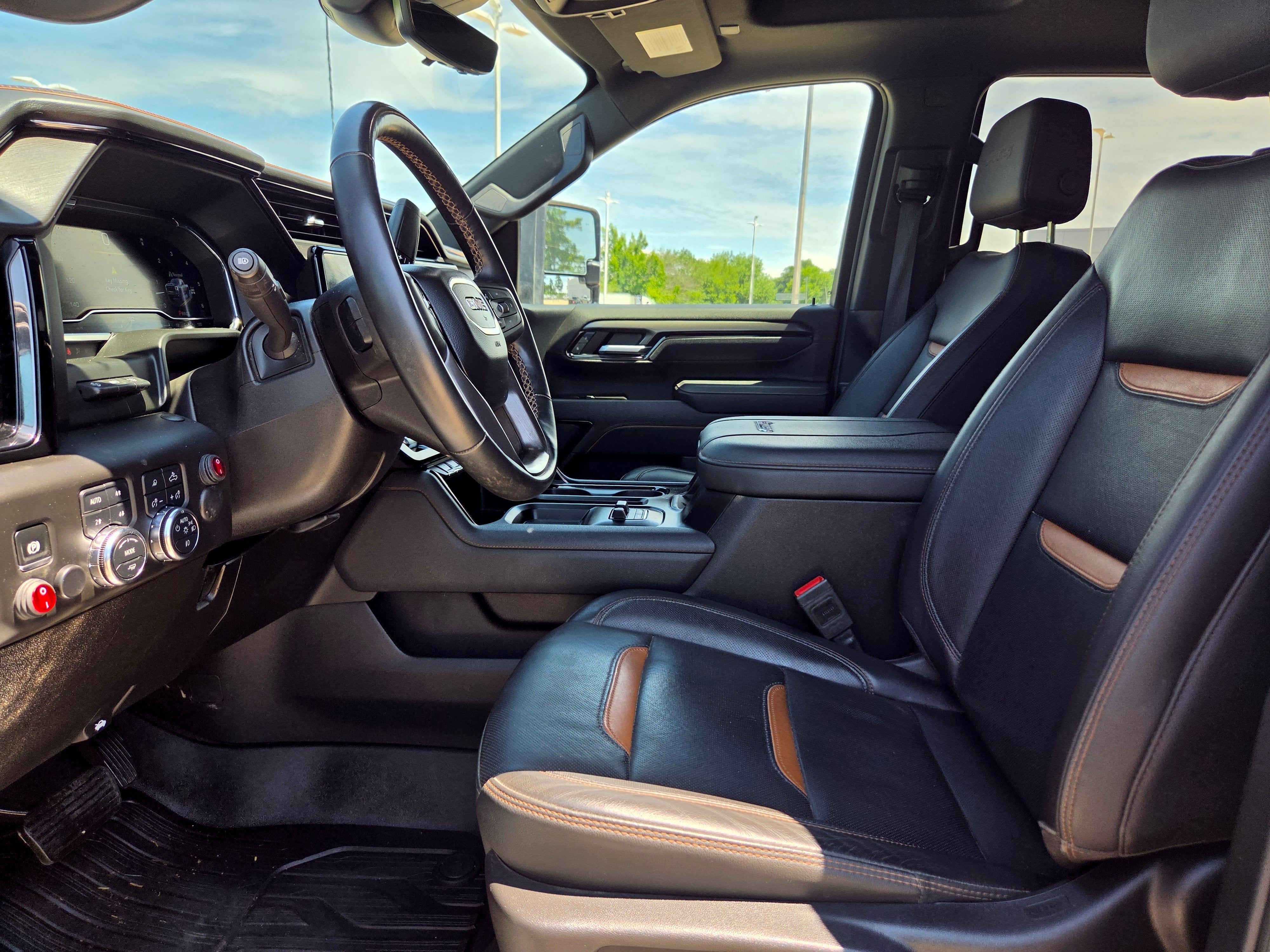 2025 GMC Sierra 2500HD AT4