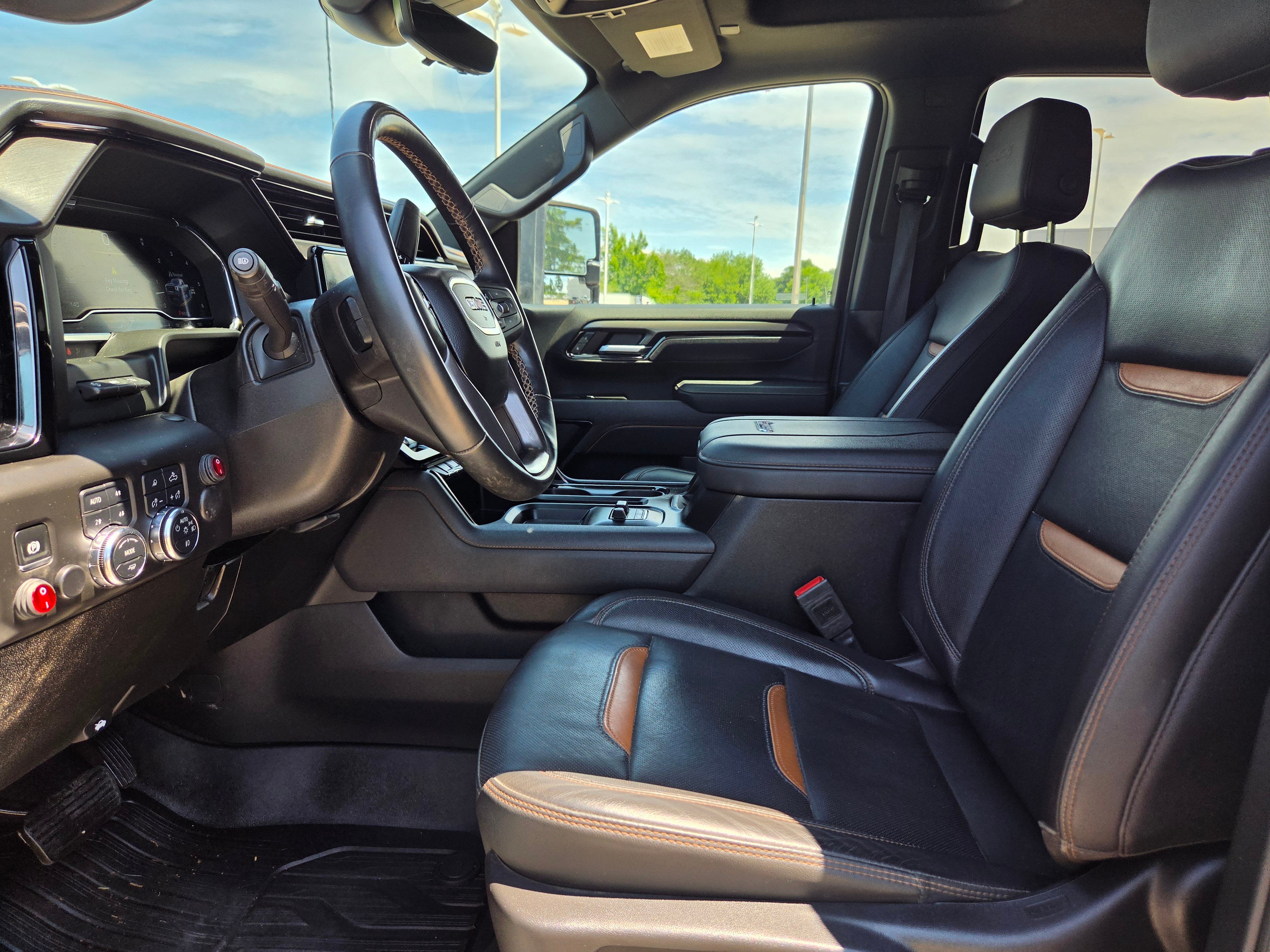 2025 GMC Sierra 2500HD AT4
