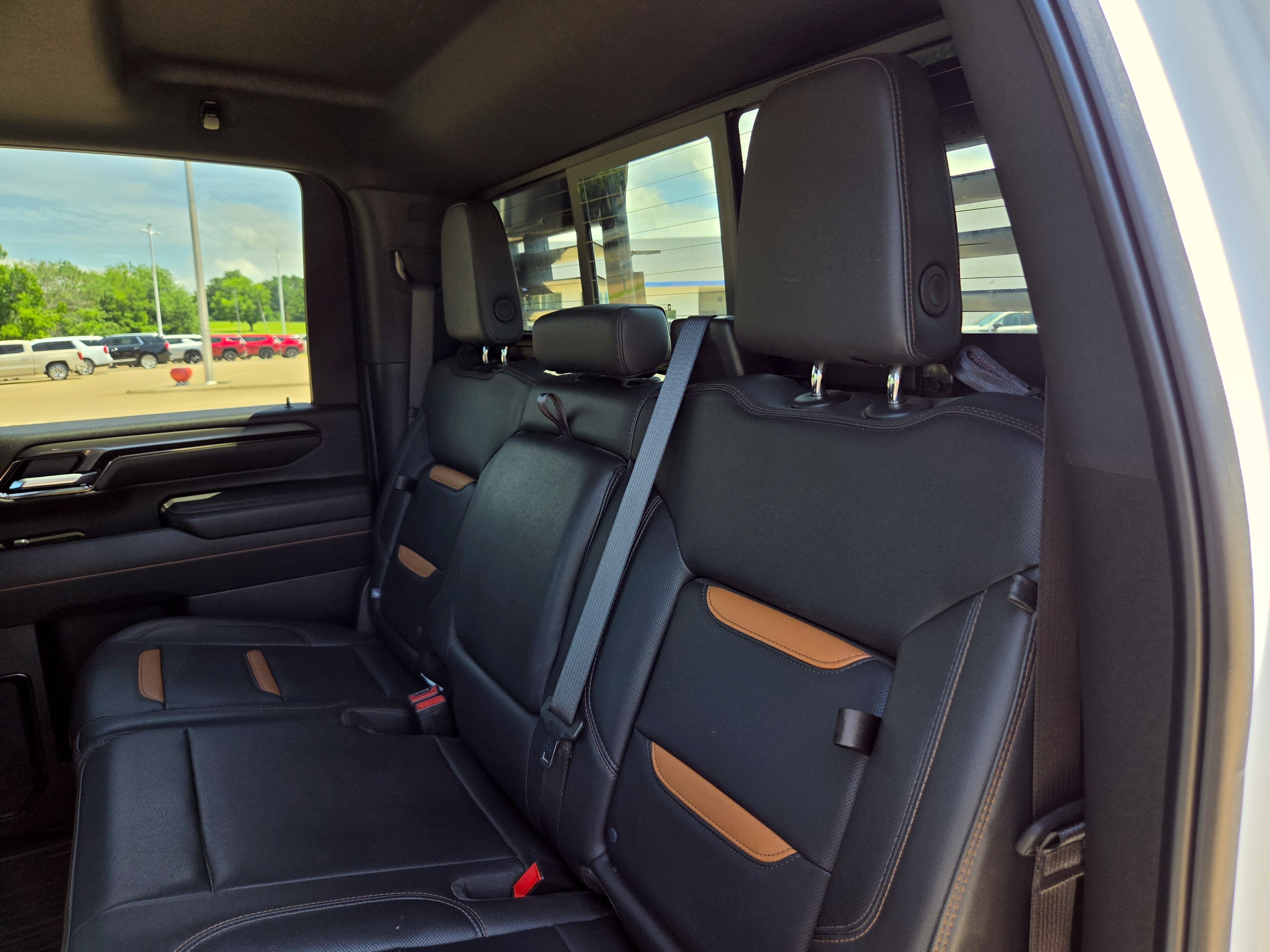 2025 GMC Sierra 2500HD AT4