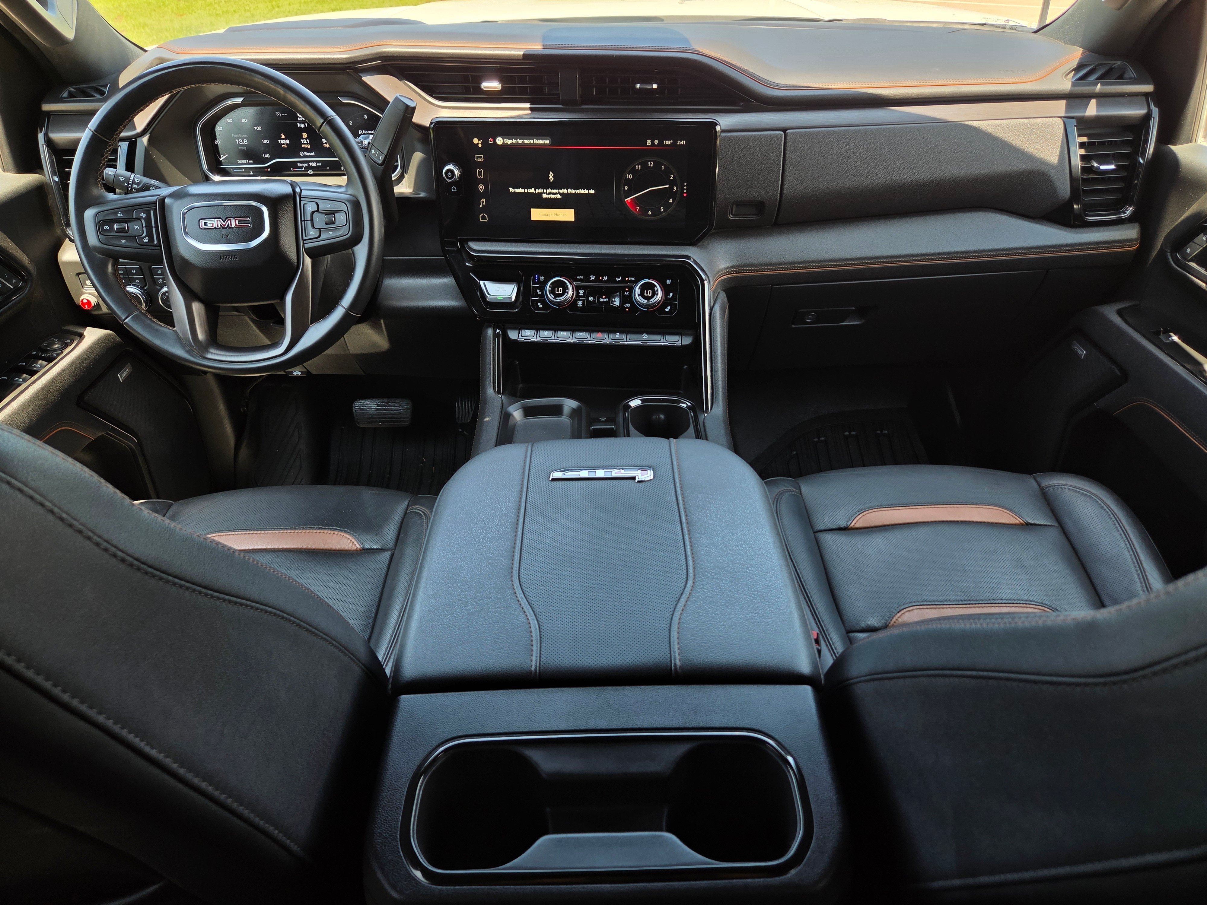 2025 GMC Sierra 2500HD AT4