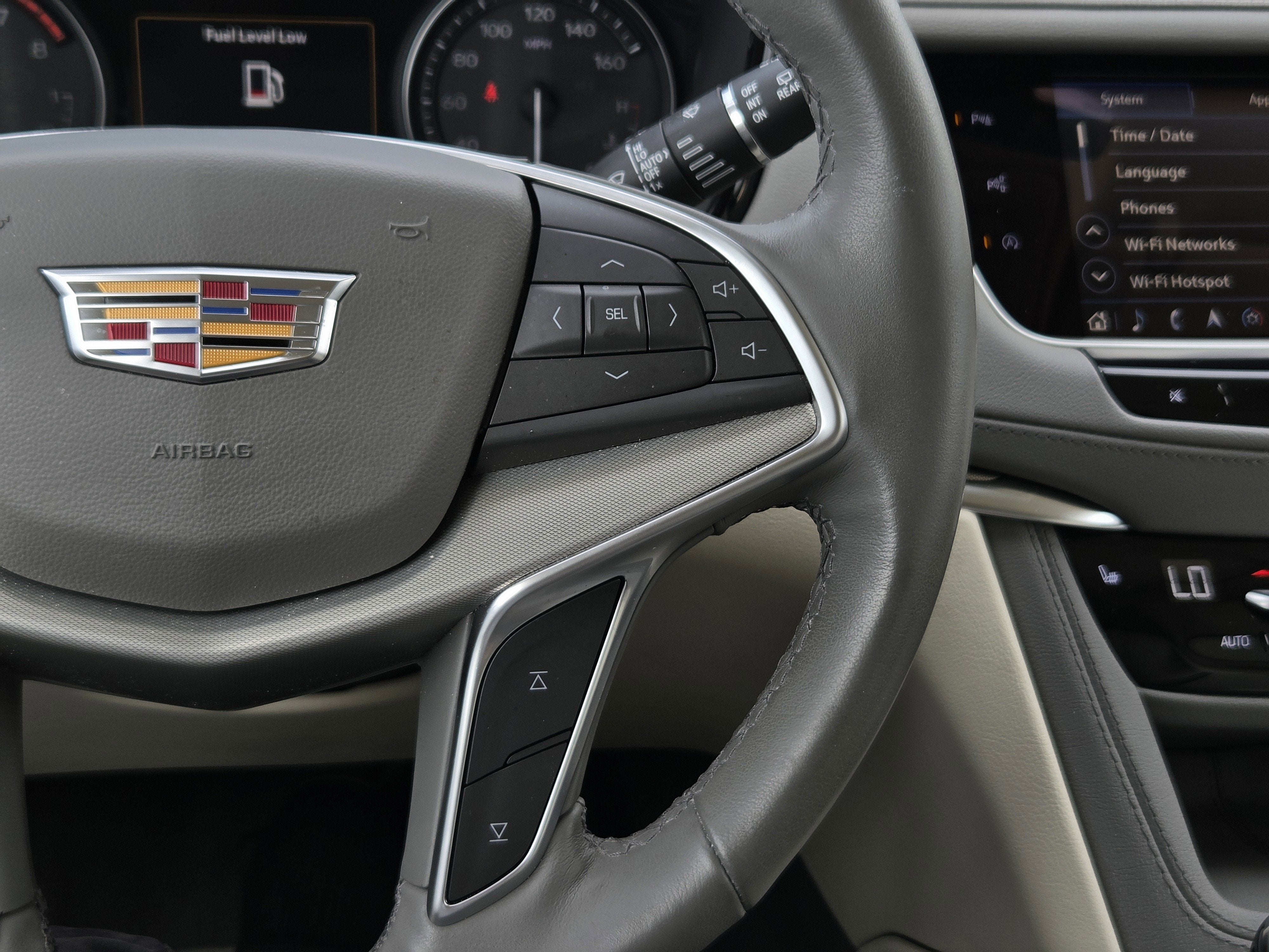 2024 Cadillac XT5 FWD Premium Luxury