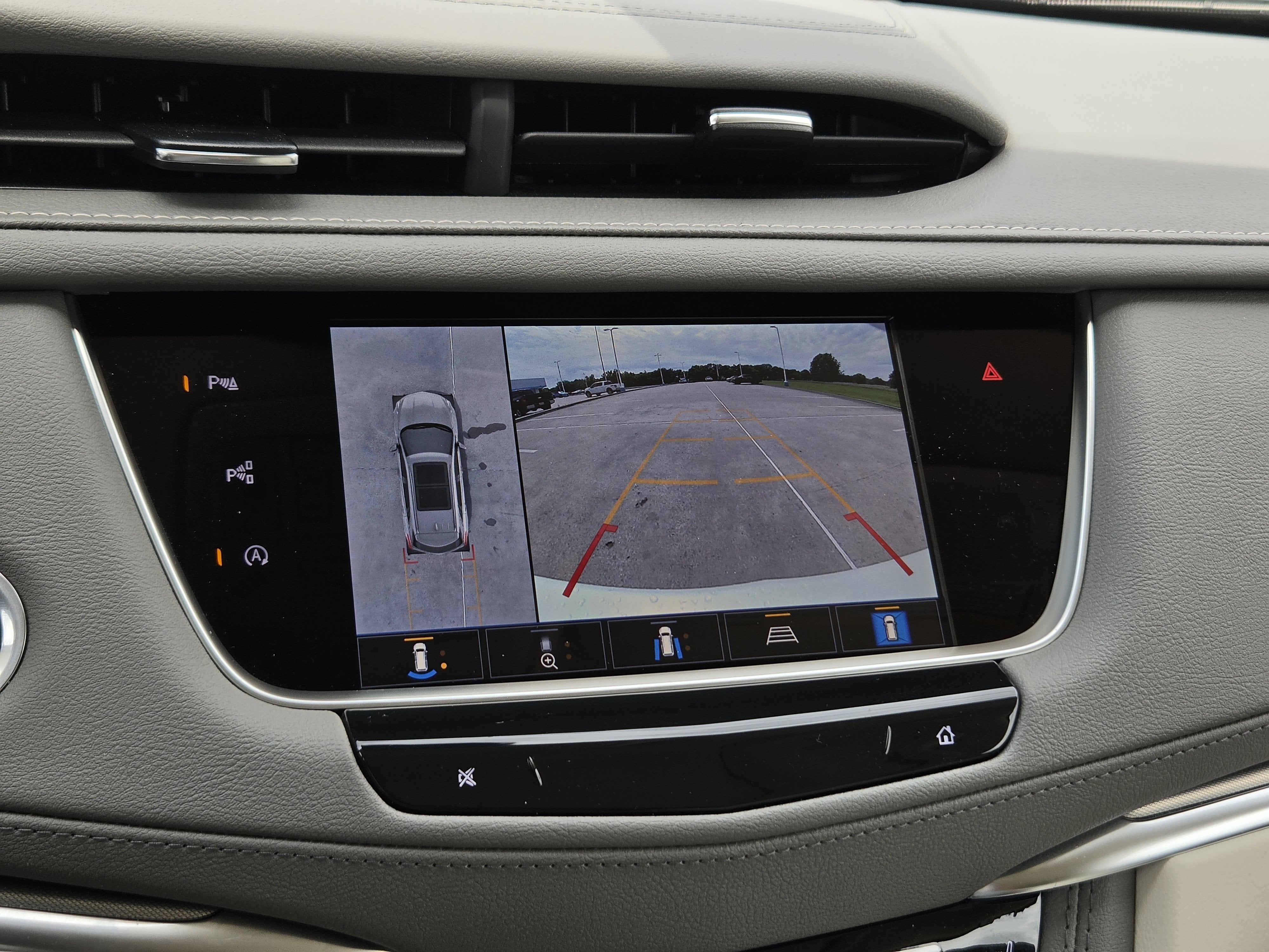 2024 Cadillac XT5 FWD Premium Luxury