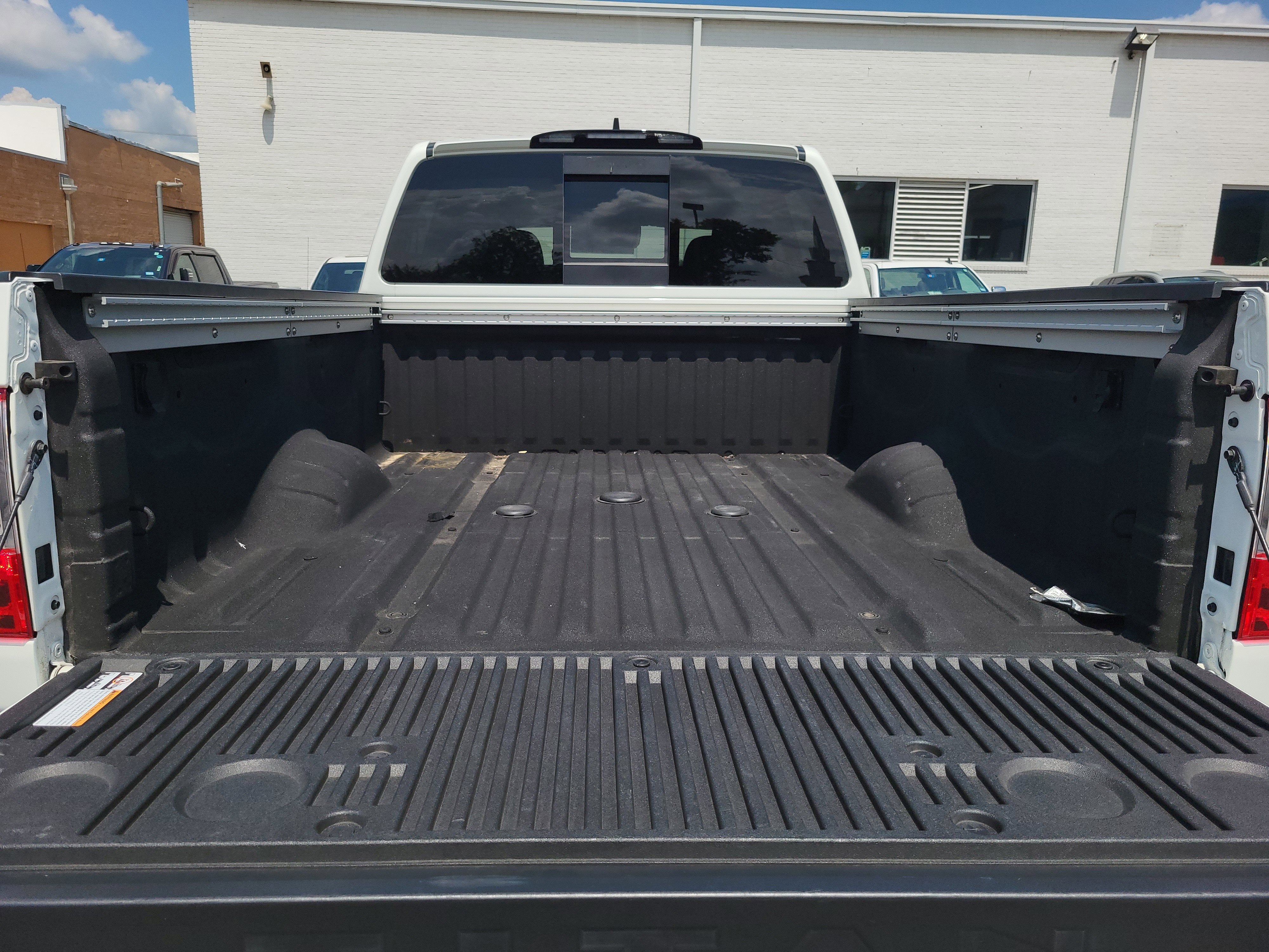 2024 Nissan Titan XD SV