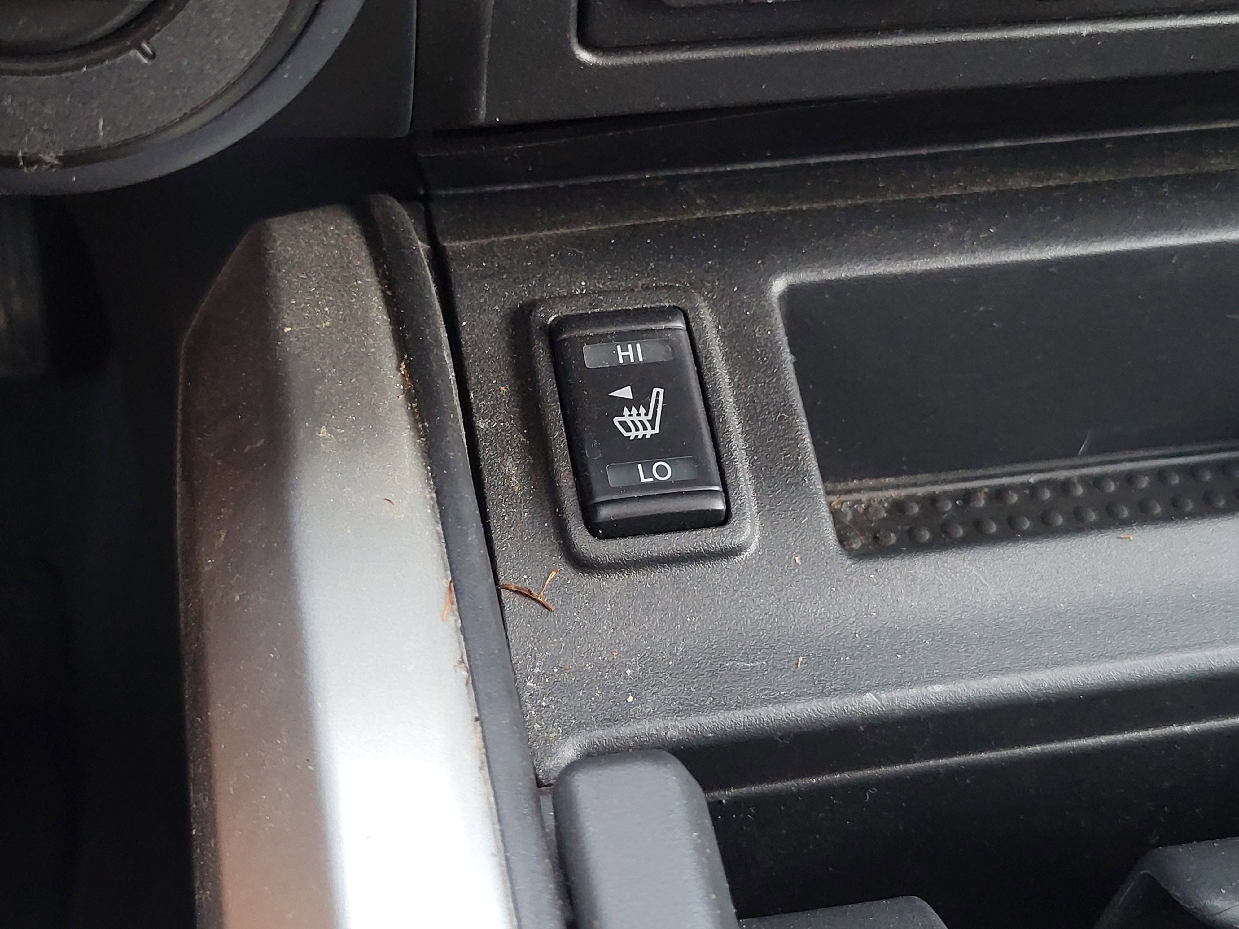 2024 Nissan Titan XD SV