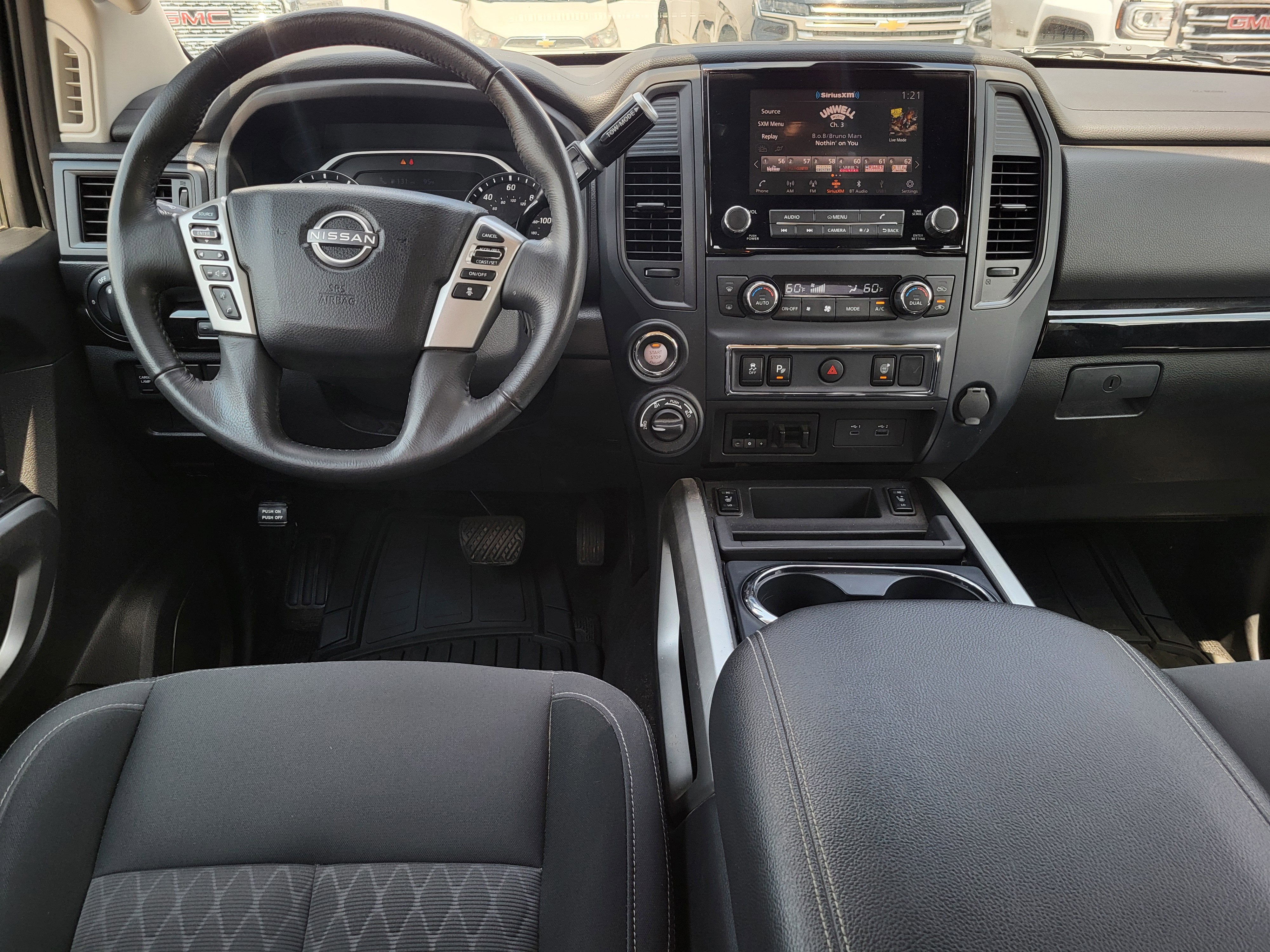 2024 Nissan Titan XD SV