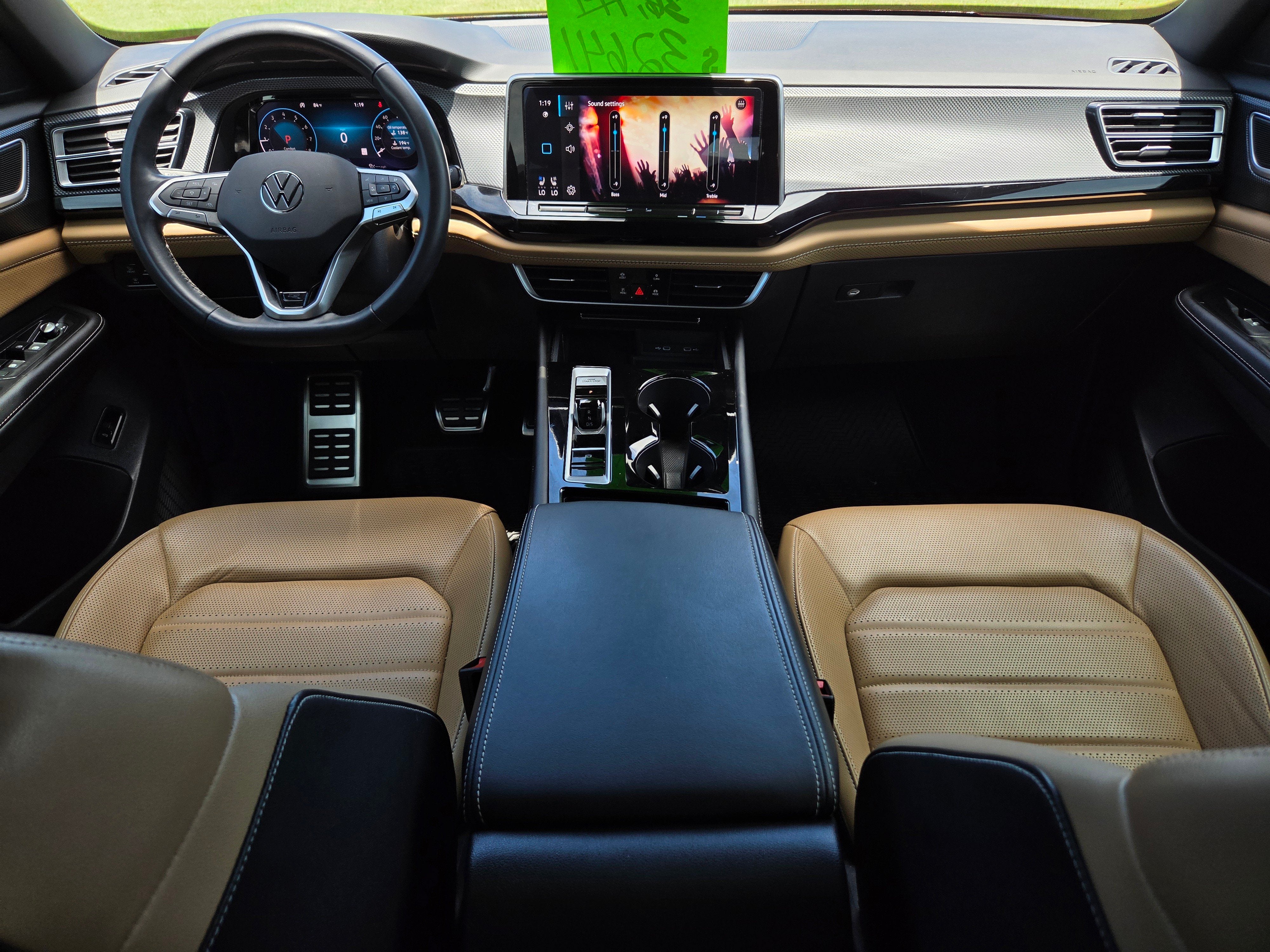 2024 Volkswagen Atlas Cross Sport 2.0T SEL R-Line