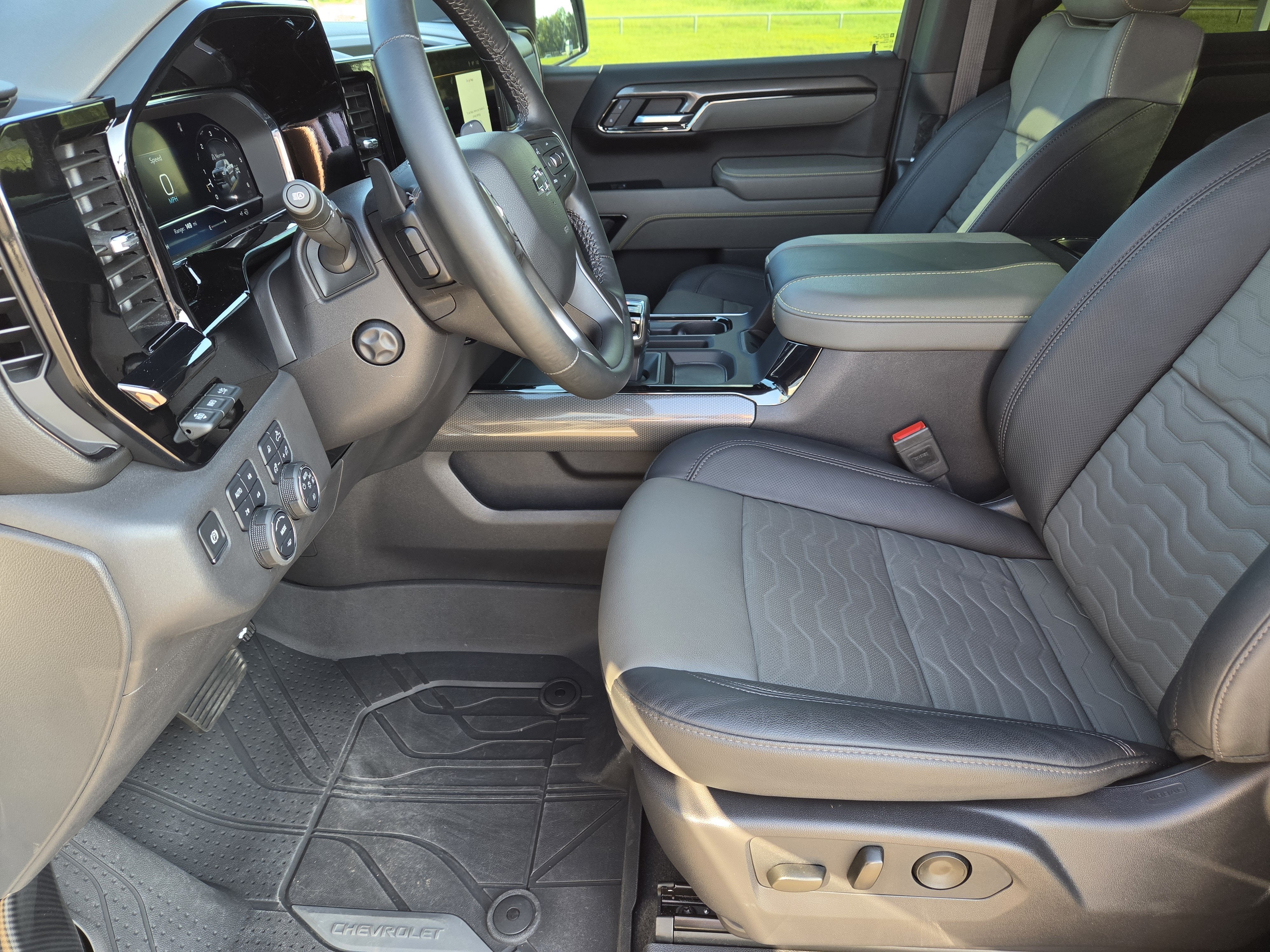 2025 Chevrolet Silverado 1500 ZR2