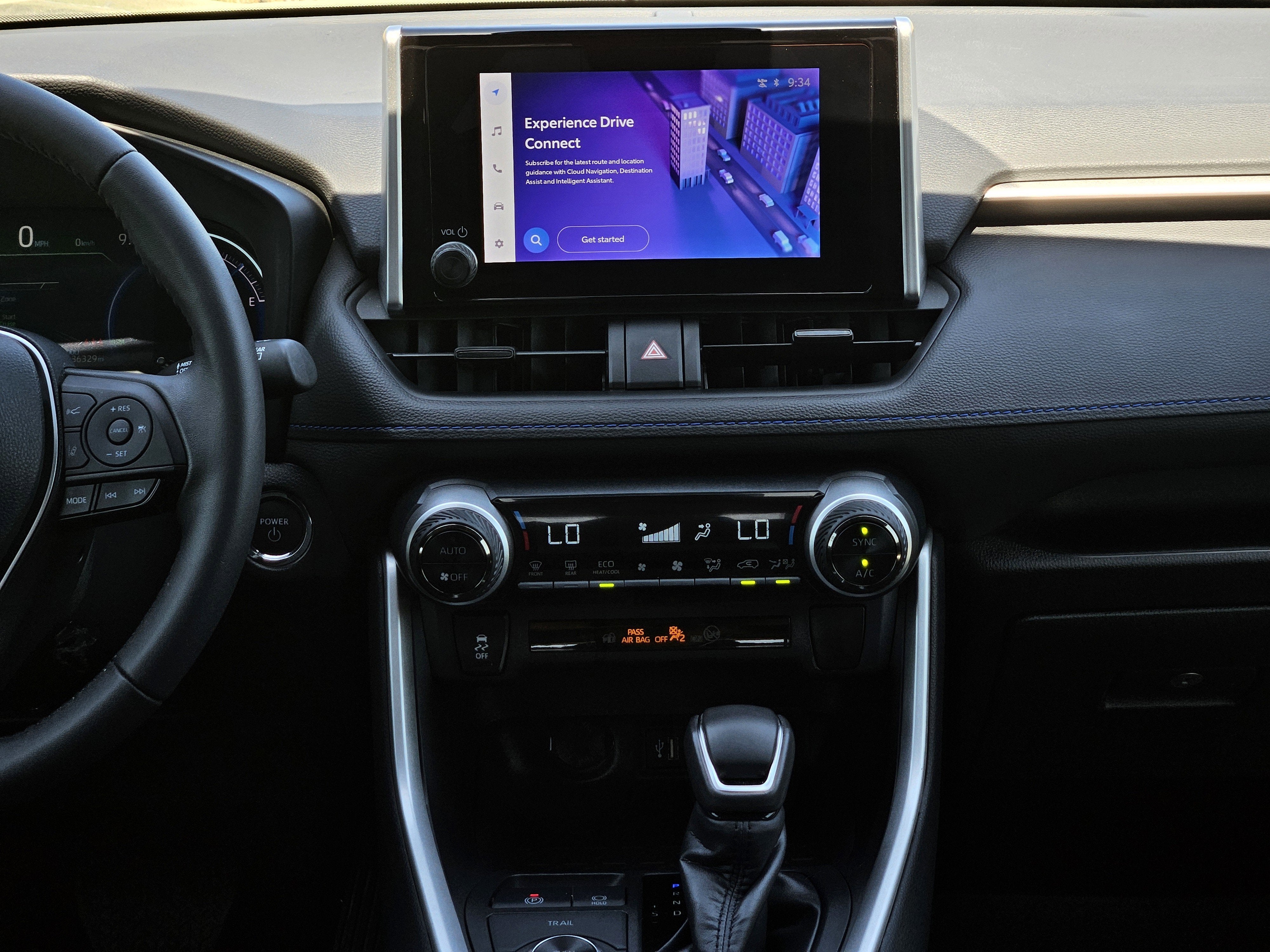 2023 Toyota RAV4 Hybrid SE