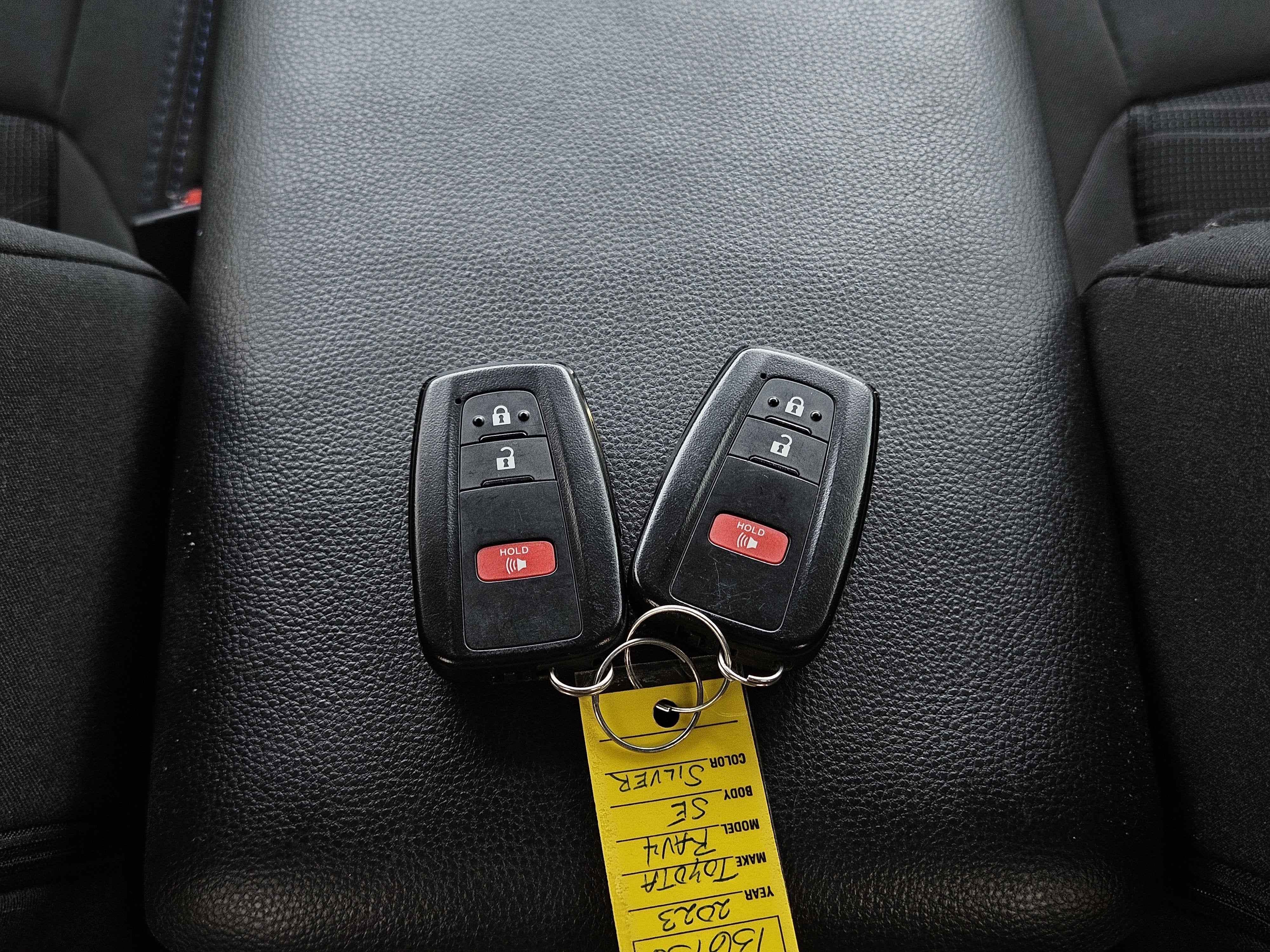 2023 Toyota RAV4 Hybrid SE