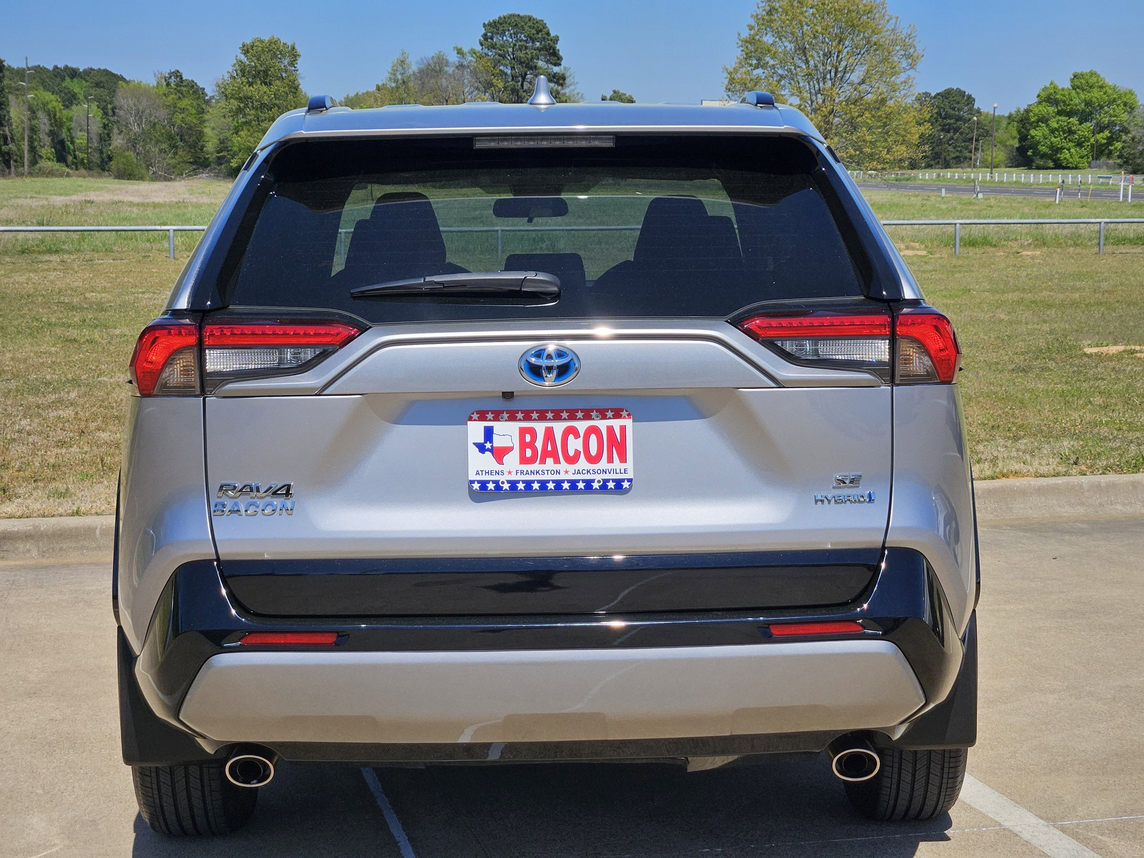 2023 Toyota RAV4 Hybrid SE